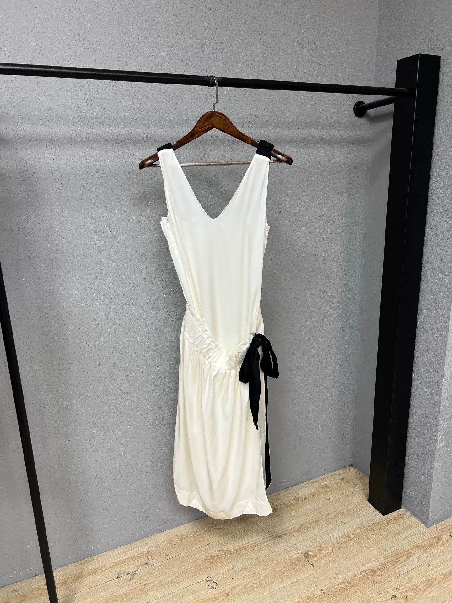 Victoria Beckham VICTORIA BECKHAM Slip Dress Size S / US 4 / IT 40 - 1 Thumbnail