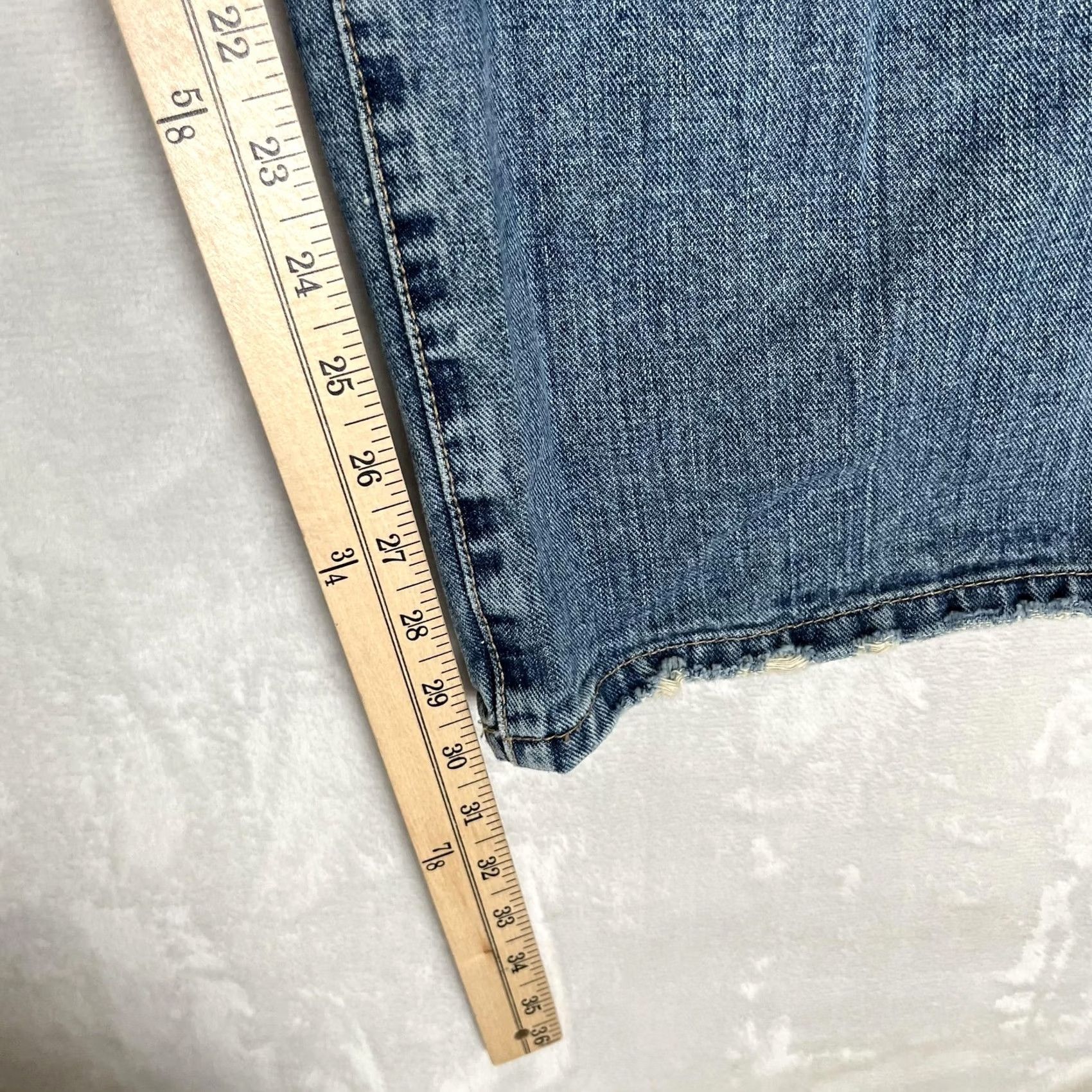 Mossimo VINTAGE Mossimo Supply Co Logan Jeans Mens 40x30 Blue Relaxed Straight Denim Y2K Jeans Mens 40x30 Blue Distressed Pockets Cotton Zip Belt Loops Size US 40 / EU 56 - 5 Thumbnail