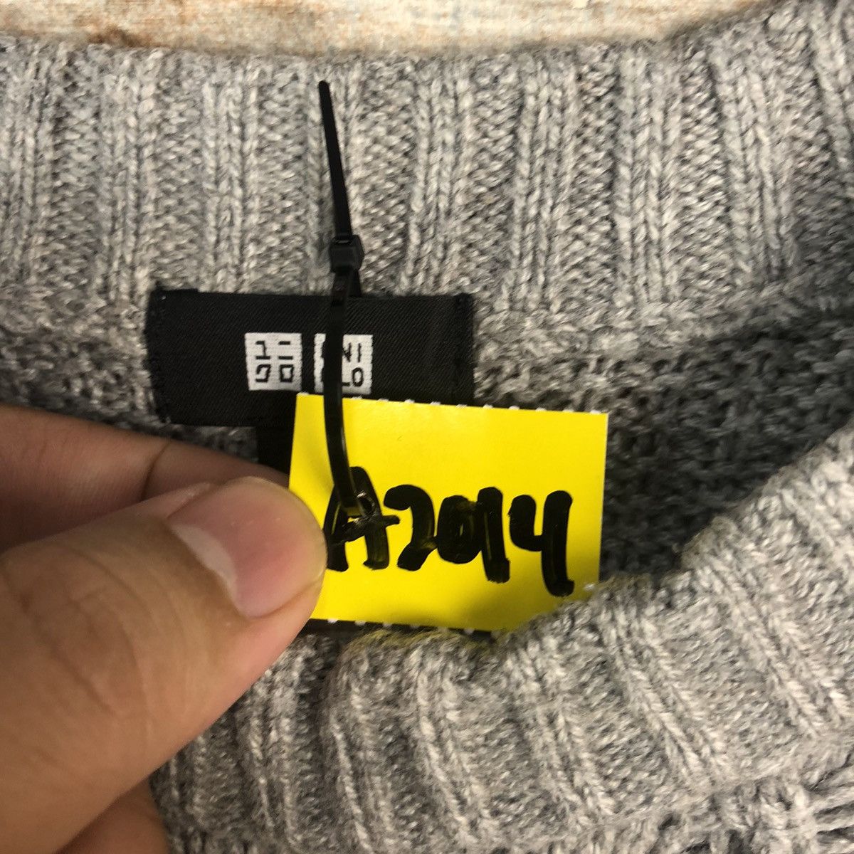 Homespun Knitwear × Uniqlo Uniqlo japan Grey cable Knitwear #A2014 Size US M / EU 48-50 / 2 - 9 Thumbnail