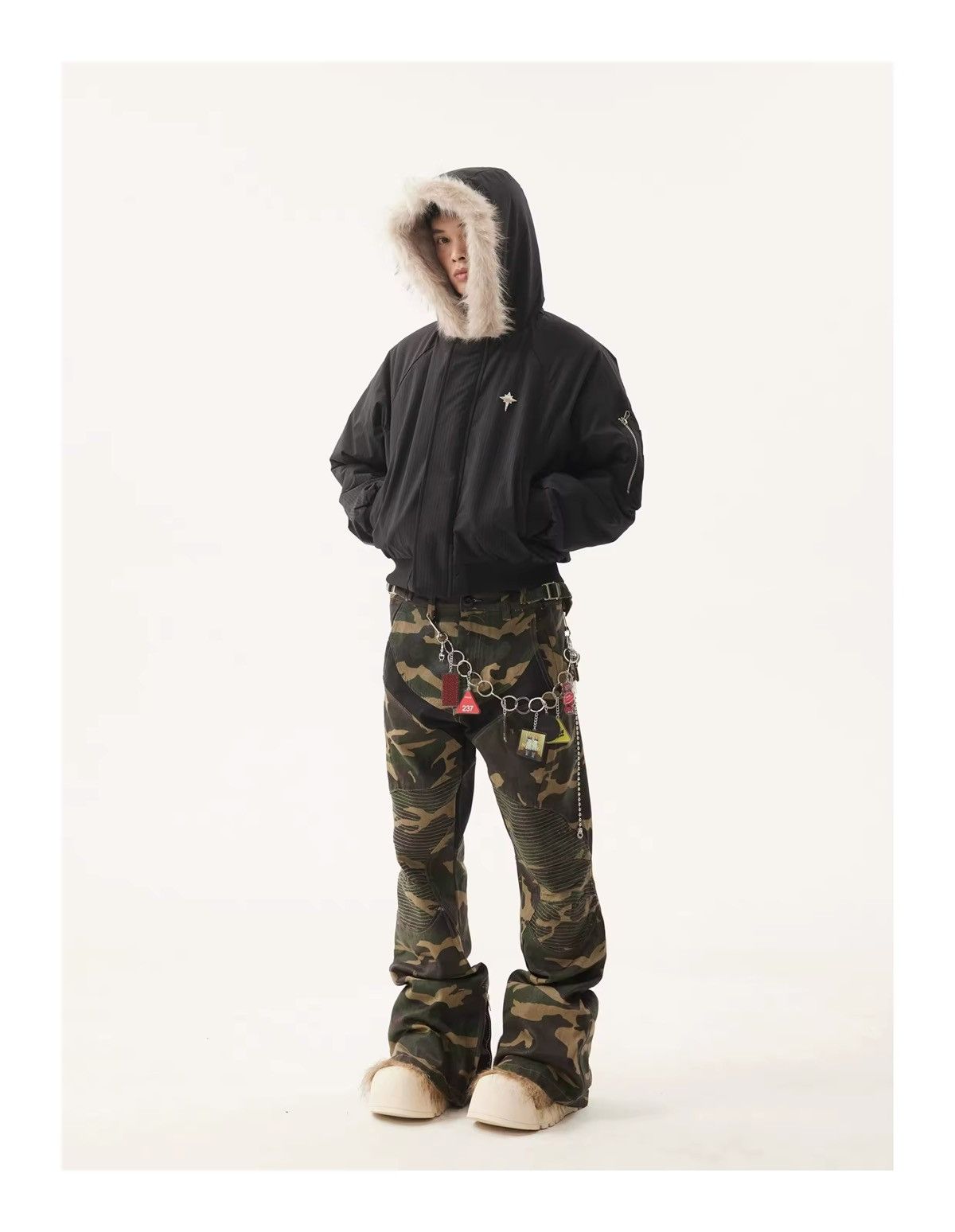 Designer Winter Autumn Warm Fur Collar Hooded Quilted Padded Jacket Size US S / EU 44-46 / 1 - 3 Thumbnail