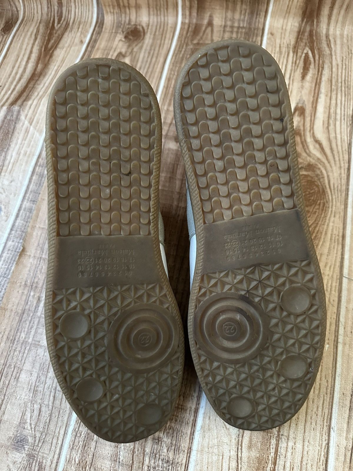 Maison Margiela Maison Margiela REPLICA GAT Gray/White Lowtop Sneaks Size US 8 / EU 41 - 25 Thumbnail