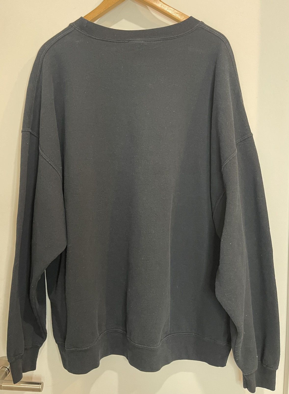 Obey Obey Vintage Crewneck Sweatshirt Size US XL / EU 56 / 4 - 2 Thumbnail