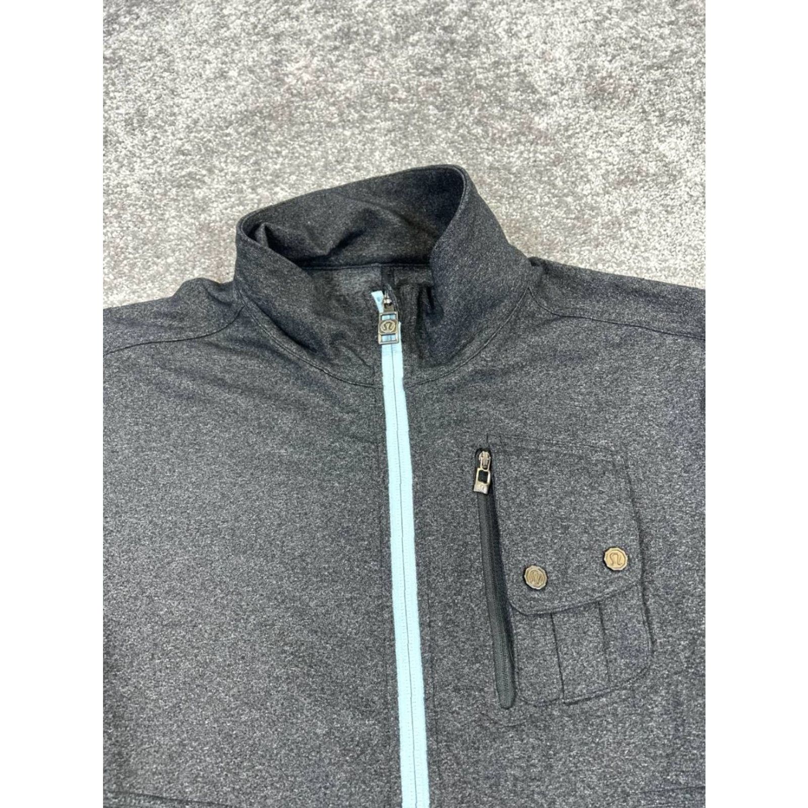 Lululemon Lululemon Knock Out Jacket Mens Large Gray Blue Full Zip Running Track Jacket Size US L / EU 52-54 / 3 - 2 Thumbnail
