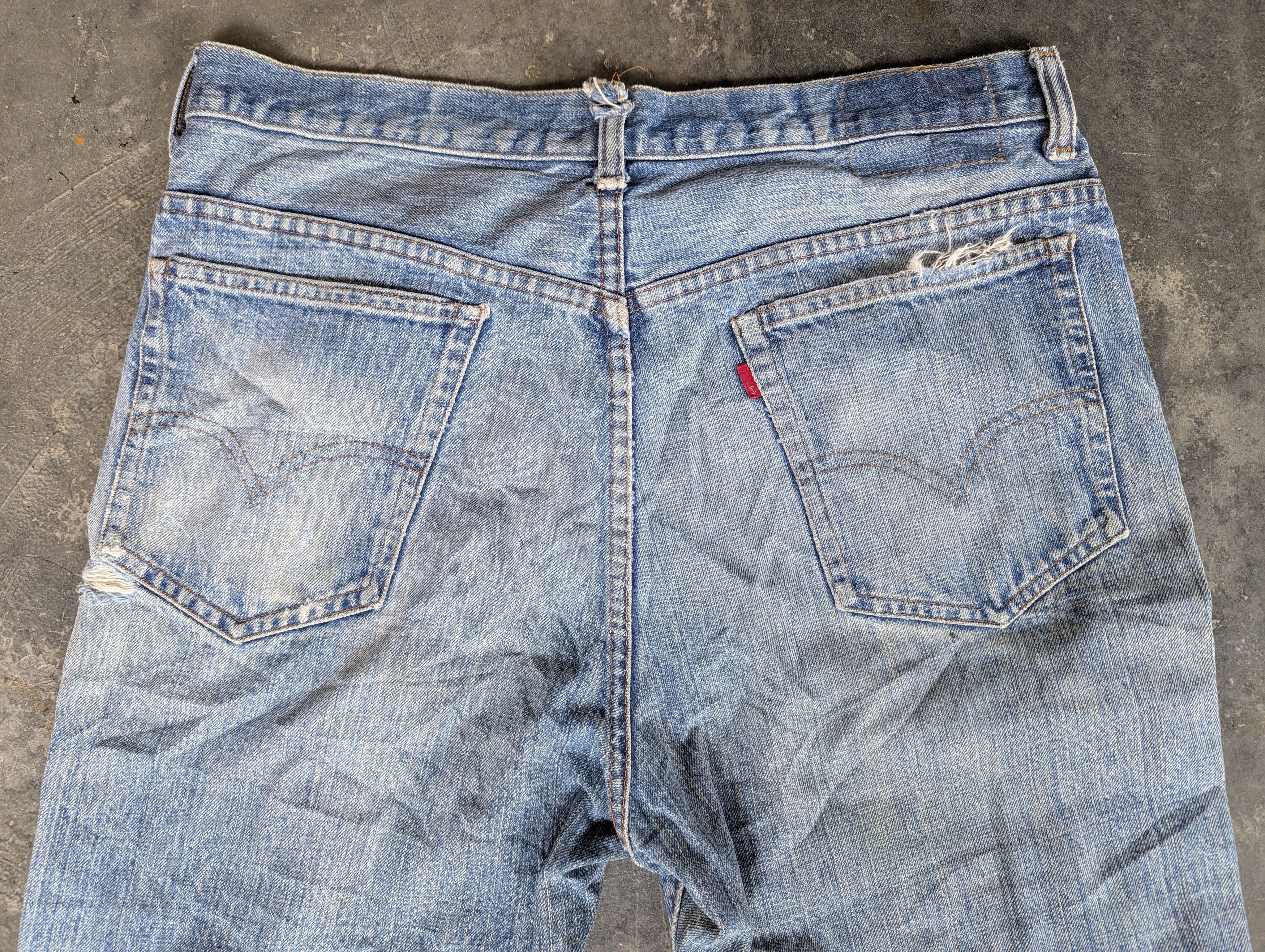 Levi's DISTRESSED 70/80s LEVIS 517 ZIP TALON 42 BUTTON NO 2 RED TAB Size US 34 / EU 50 - 8 Thumbnail