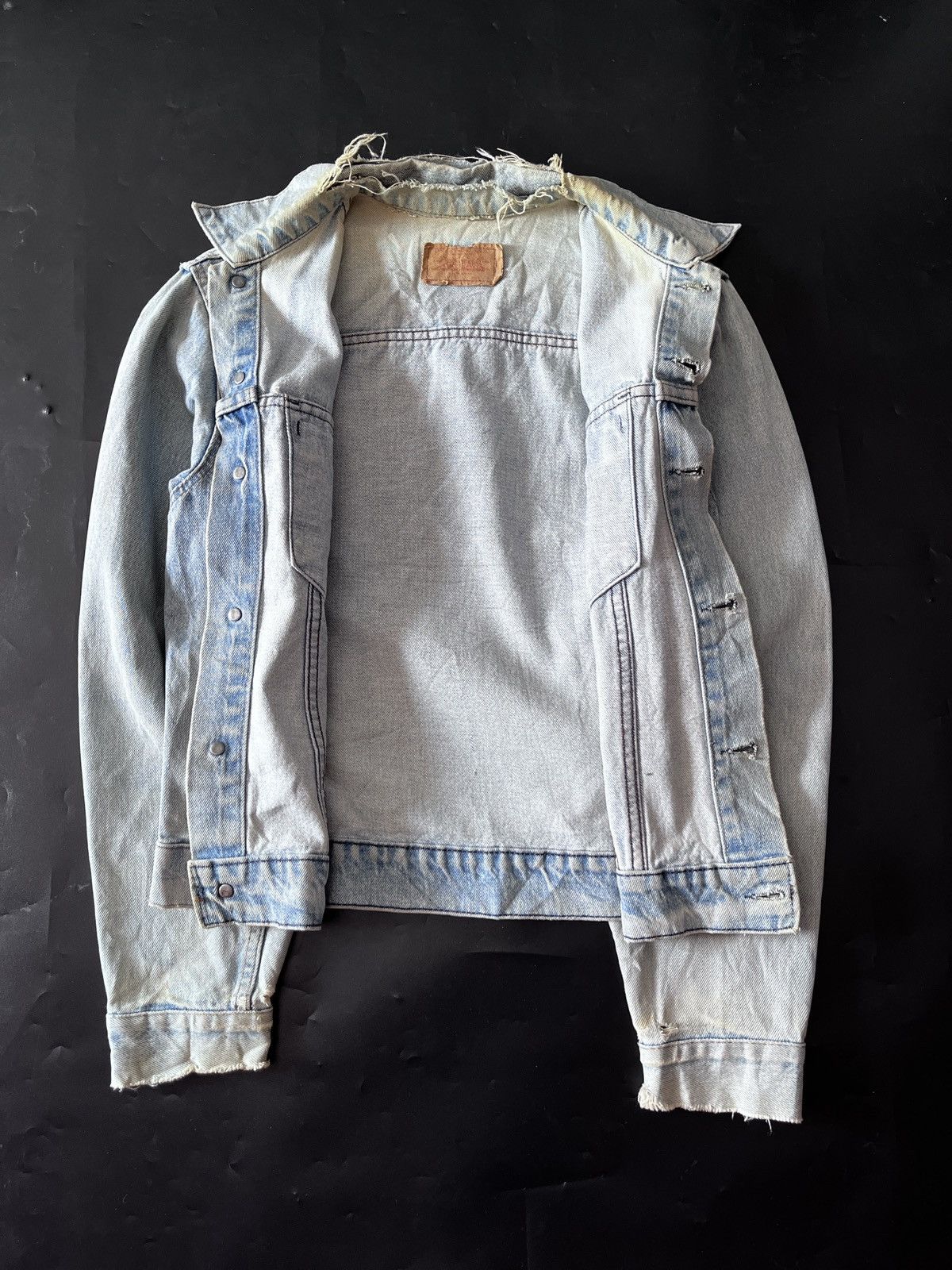 Levi's 1980s Levis Distressed denim jacket Size US S / EU 44-46 / 1 - 13 Thumbnail