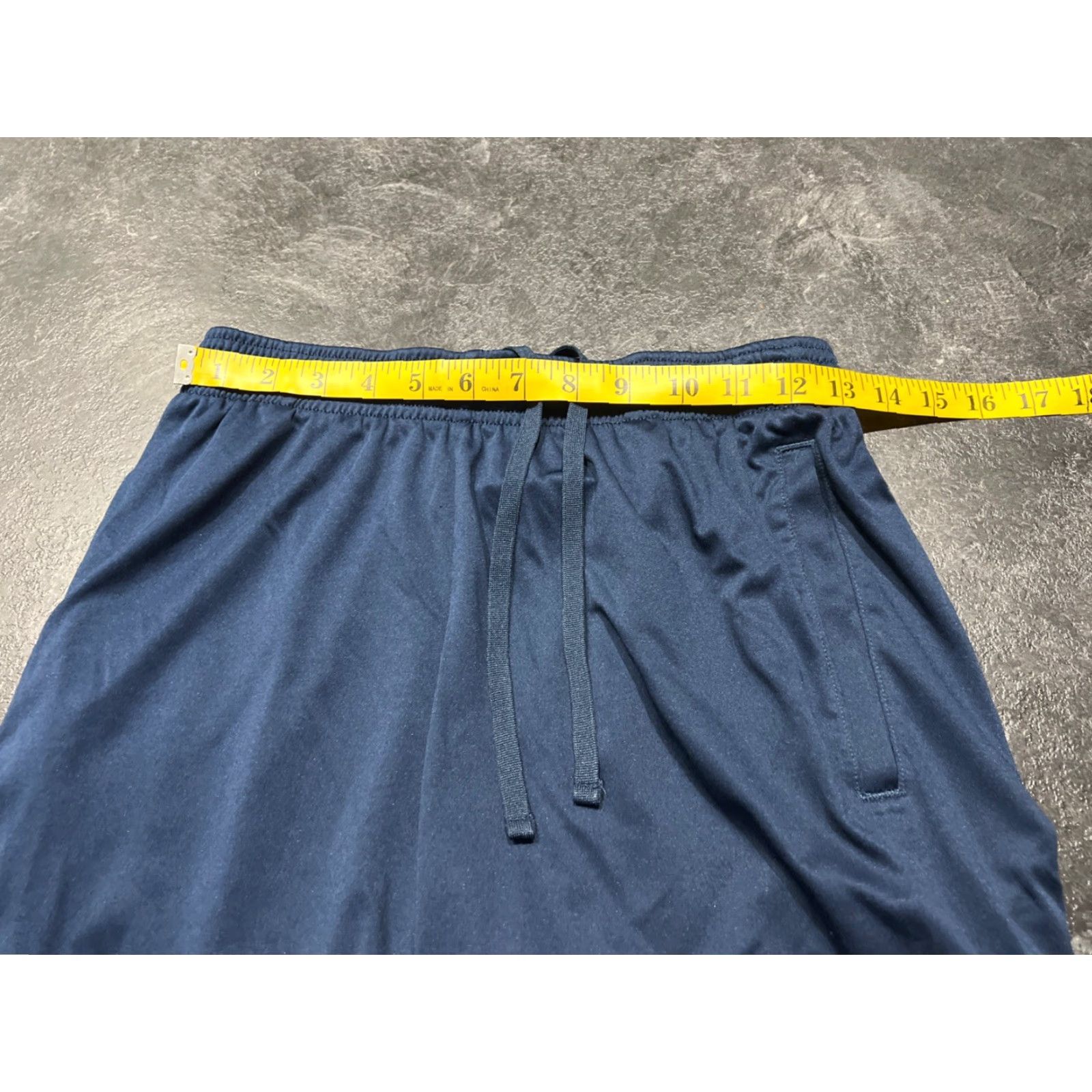 Under Armour Under Armour HeatGear Men's Basketball Shorts Small S Blue Solid Logo Activewear Lightweight Size US 29 - 4 Thumbnail