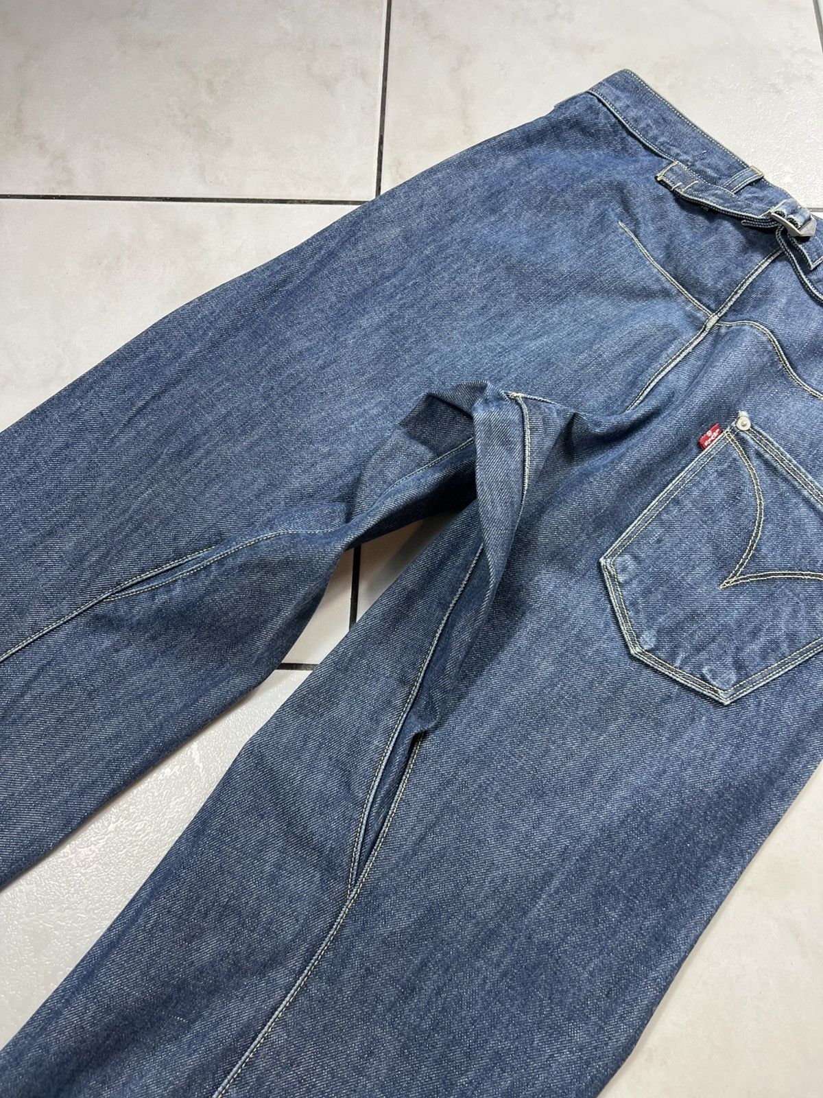 Levi's Vintage Levi’s engineered jeans baggy y2k buckle back 10th Size US 30 / EU 46 - 16 Thumbnail