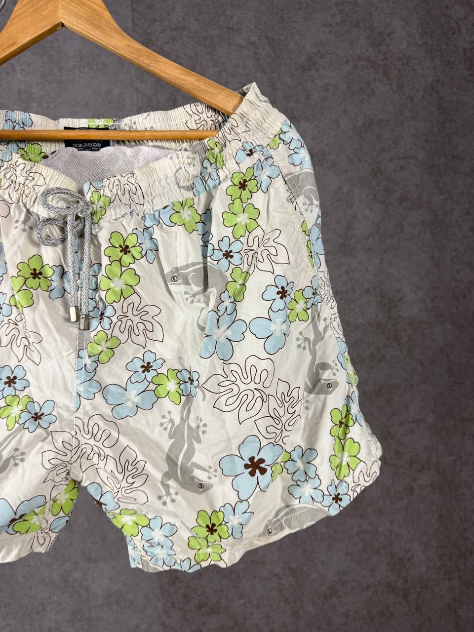 Vilebrequin Vilebrequin designer shorts Size US 36 / EU 52 - 2 Thumbnail