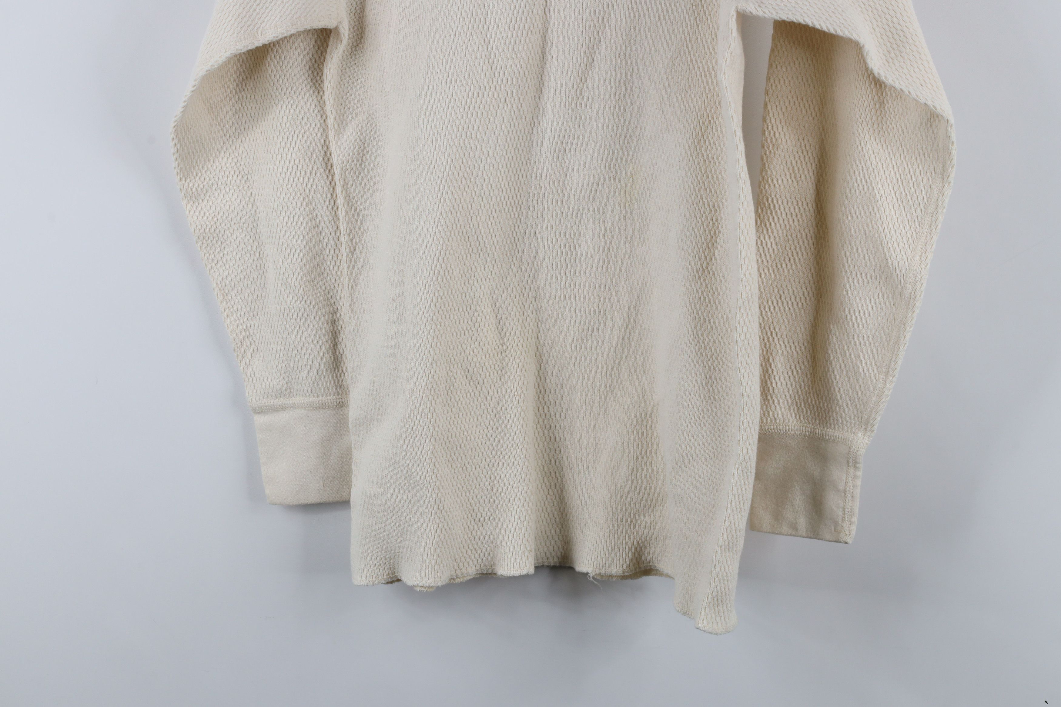 Vintage Vintage 90s Streetwear Thermal Waffle Knit T-Shirt USA Size US M / EU 48-50 / 2 - 8 Thumbnail