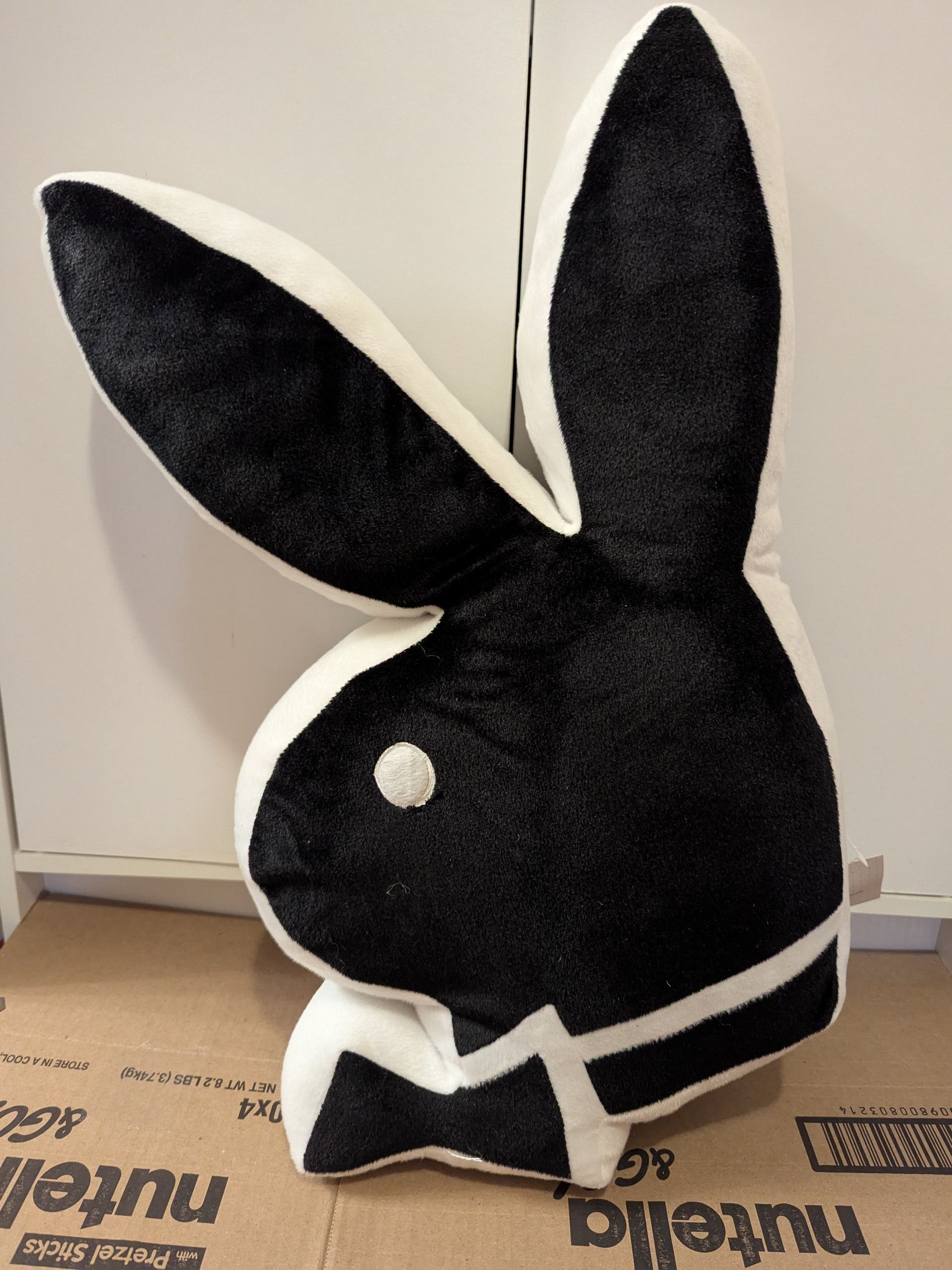 Playboy Vintage playboy bunny throw pillow Size ONE SIZE - 1 Thumbnail