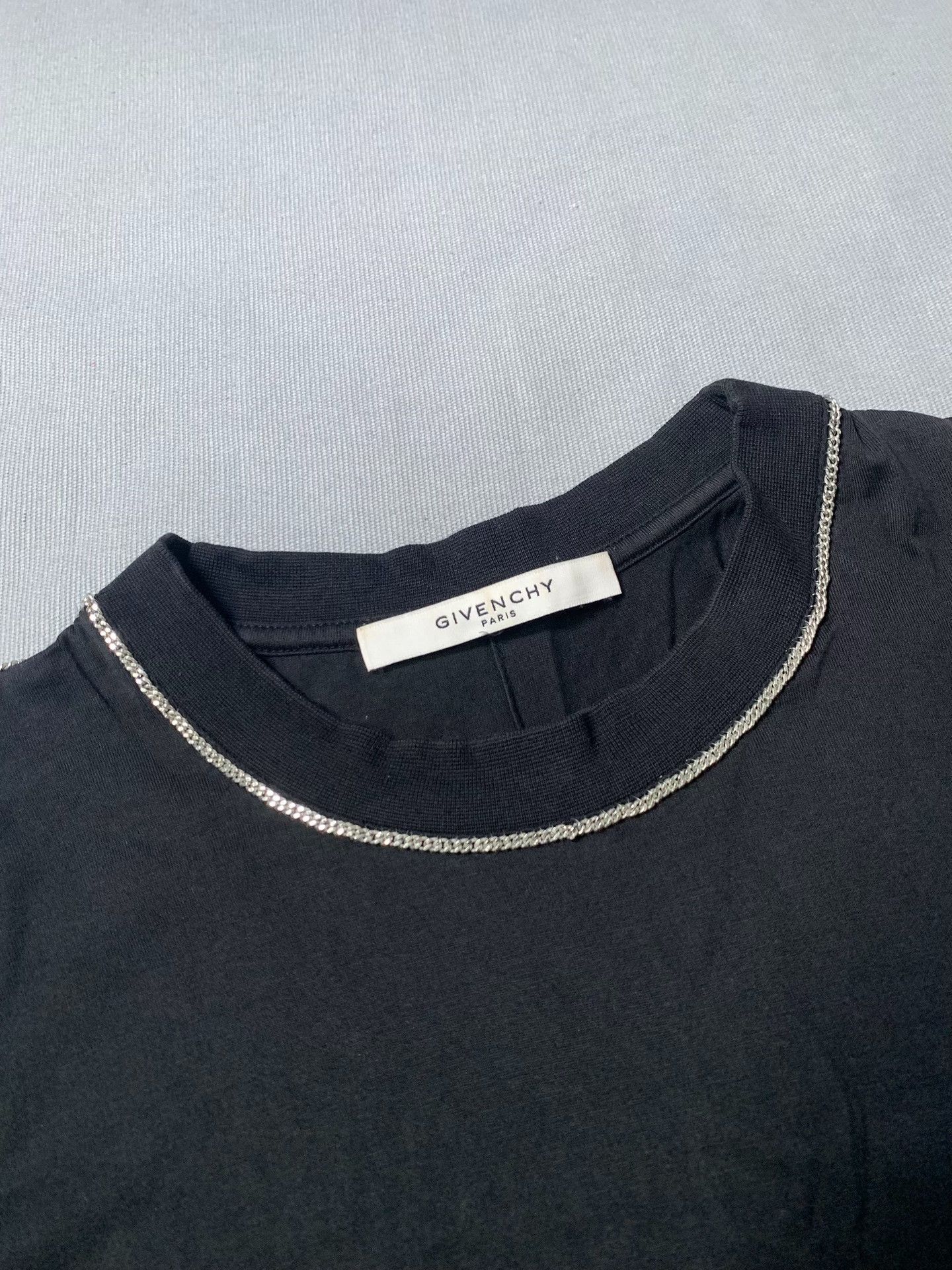 Givenchy Givenchy Silver Chain Short Sleeve Top Size XS / US 0-2 / IT 36-38 - 1 Thumbnail