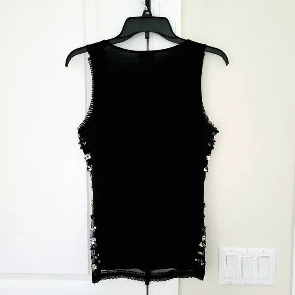 Nine West Black/Silver Sequin-Striped Ruffle Trim V-Neck Tank Glam Size M / US 6-8 / IT 42-44 - 8 Thumbnail