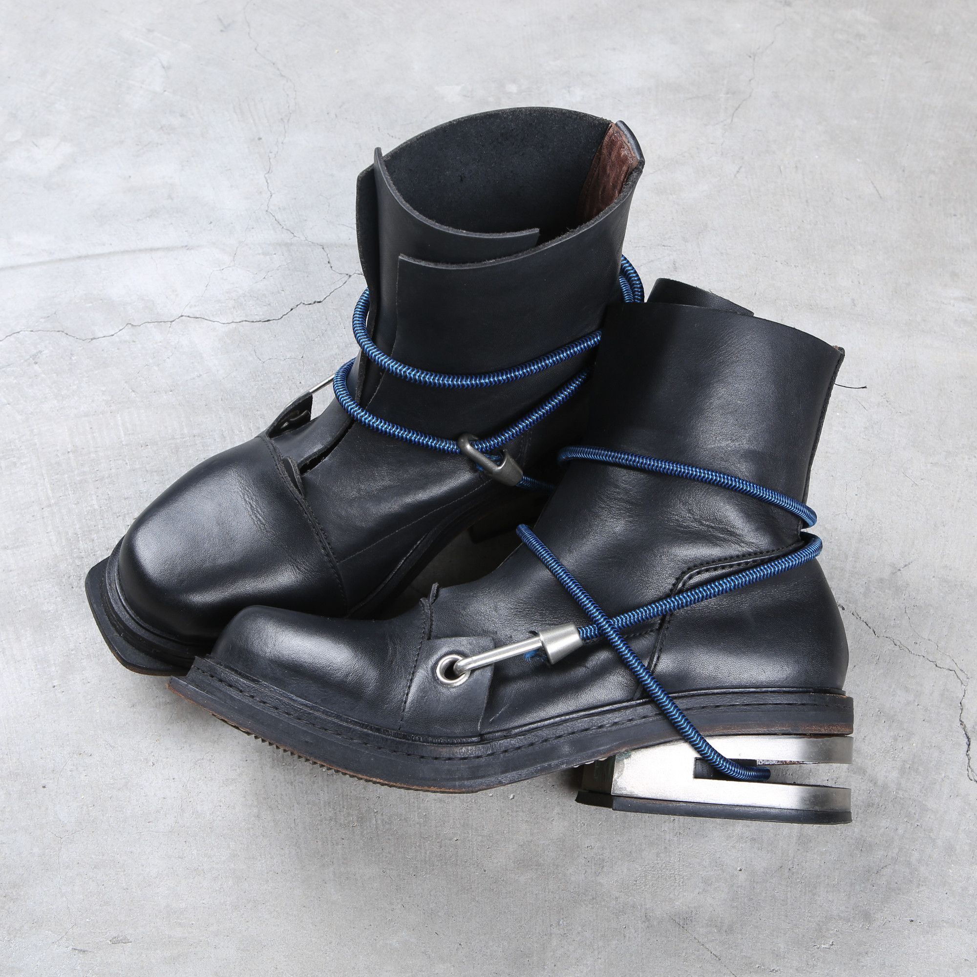 Dirk Bikkembergs Dirk Bikkembergs Black Bungee Boots 1996 Steel Cut Heel Size US 11 / EU 44 - 5 Thumbnail