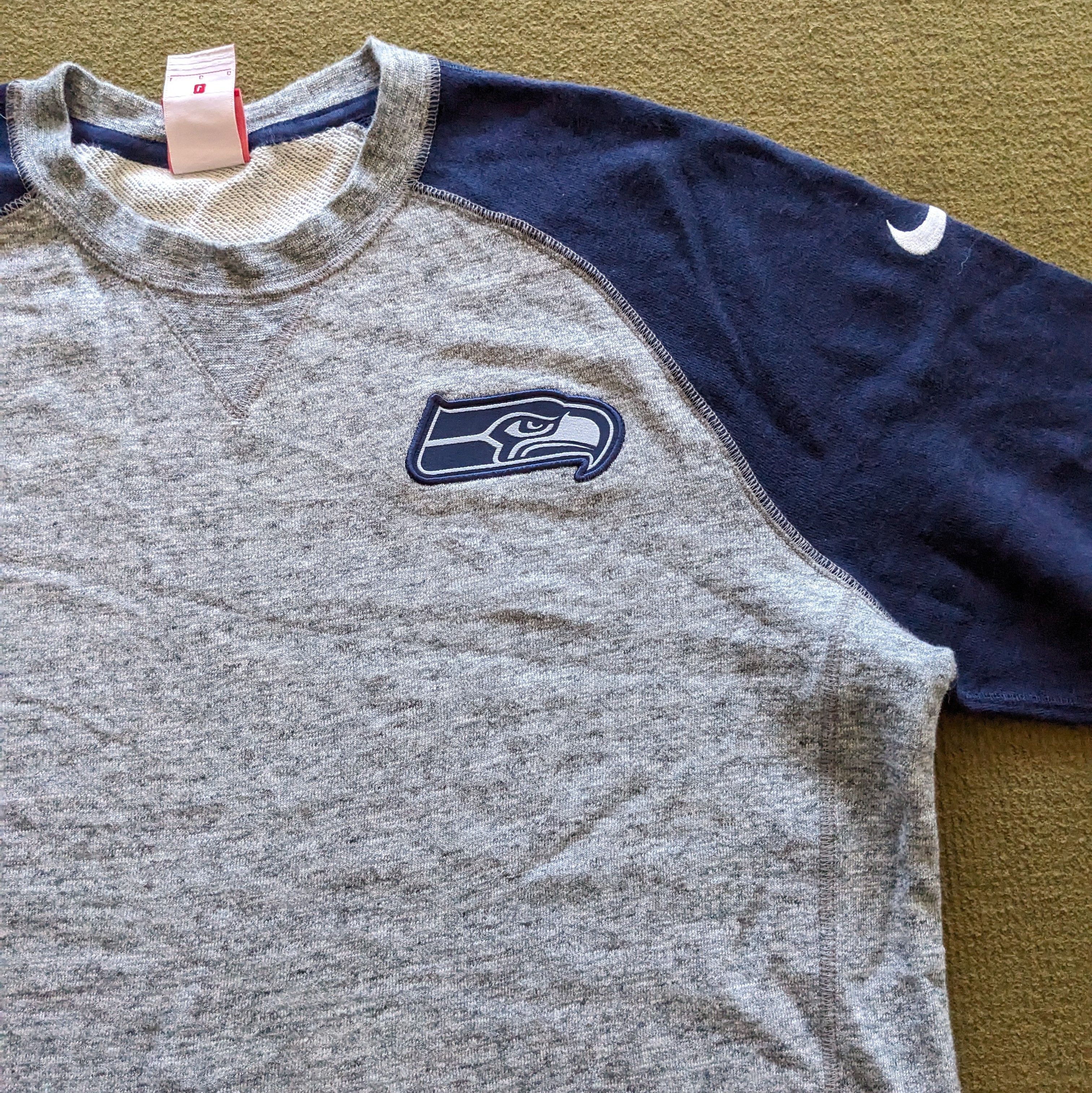 Nike Vintage NIKE SEATTLE Seahawks NFL Football Team Sweatshirt Size US L / EU 52-54 / 3 - 2 Thumbnail