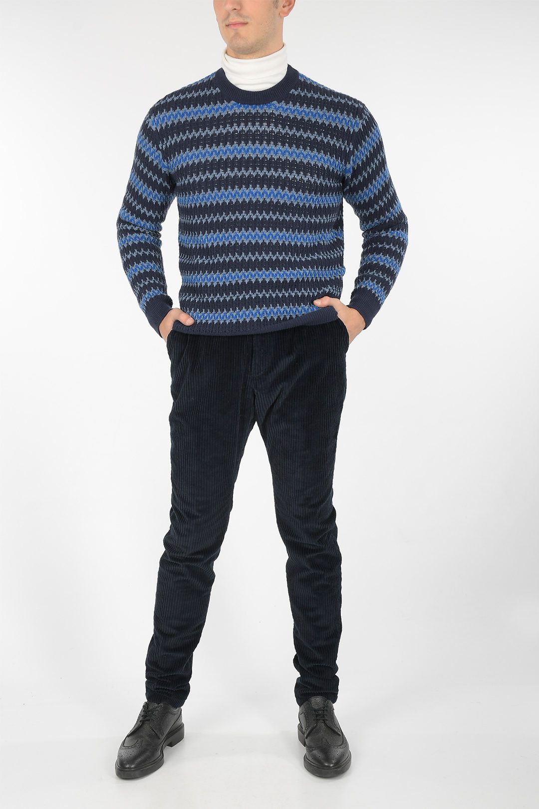 Dolce & Gabbana o1y0125 Jogger & Sweatpant in Midnight Blue Size US 28 / EU 44 - 4 Thumbnail
