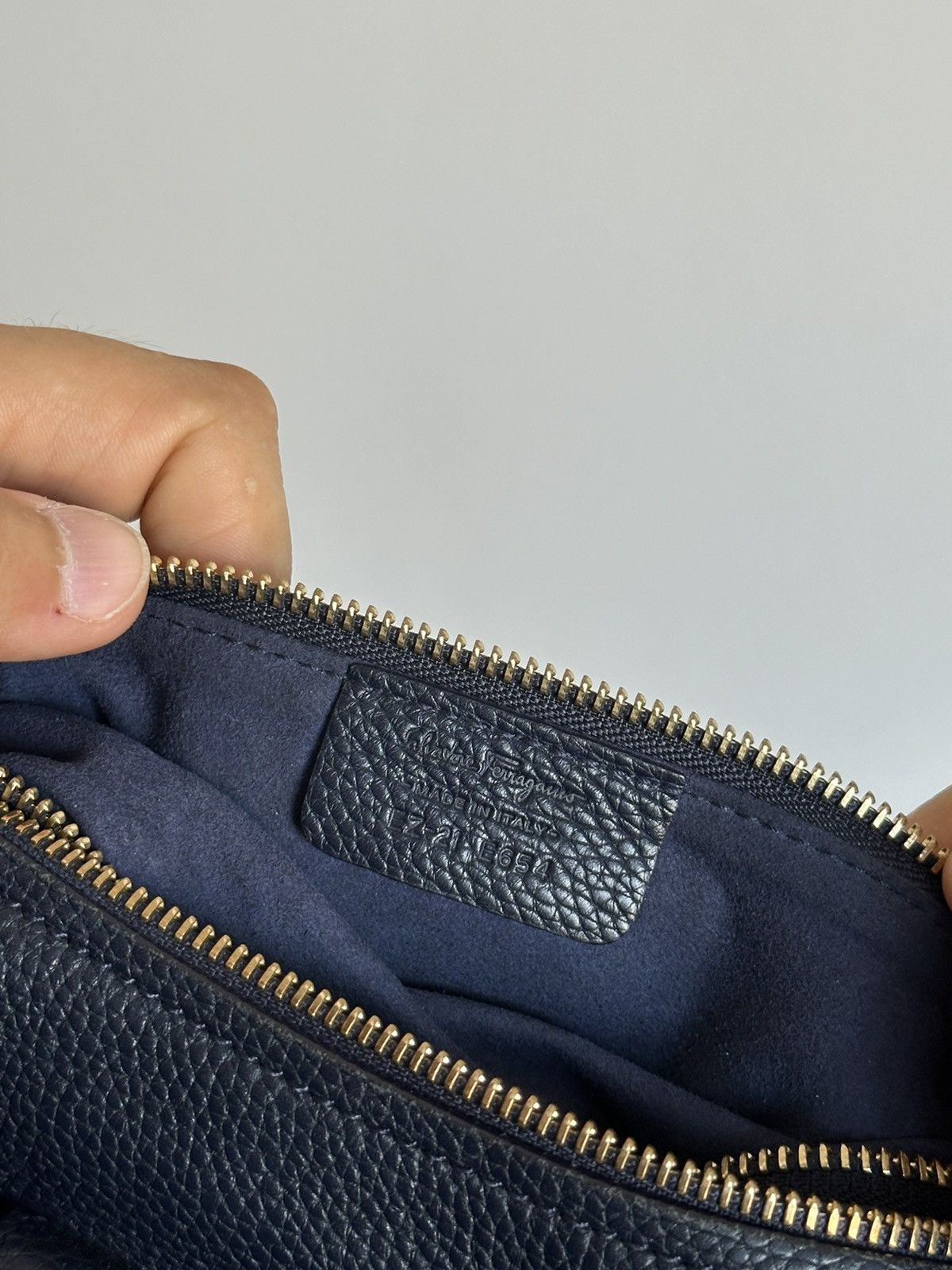 Salvatore Ferragamo Salvatore Ferragamo Blue Pebbled Leather Gancini Hobo Bag Size ONE SIZE - 10 Thumbnail