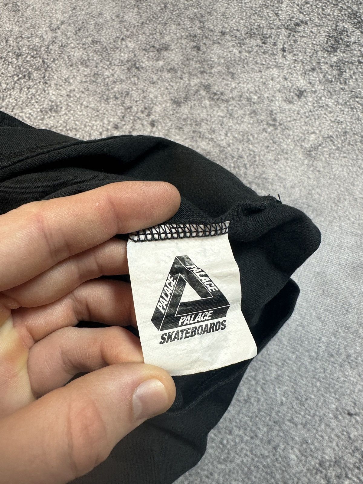 Palace Palace Big Back Logo P Streetwear Rare Style USA Skate M Size US L / EU 52-54 / 3 - 6 Thumbnail