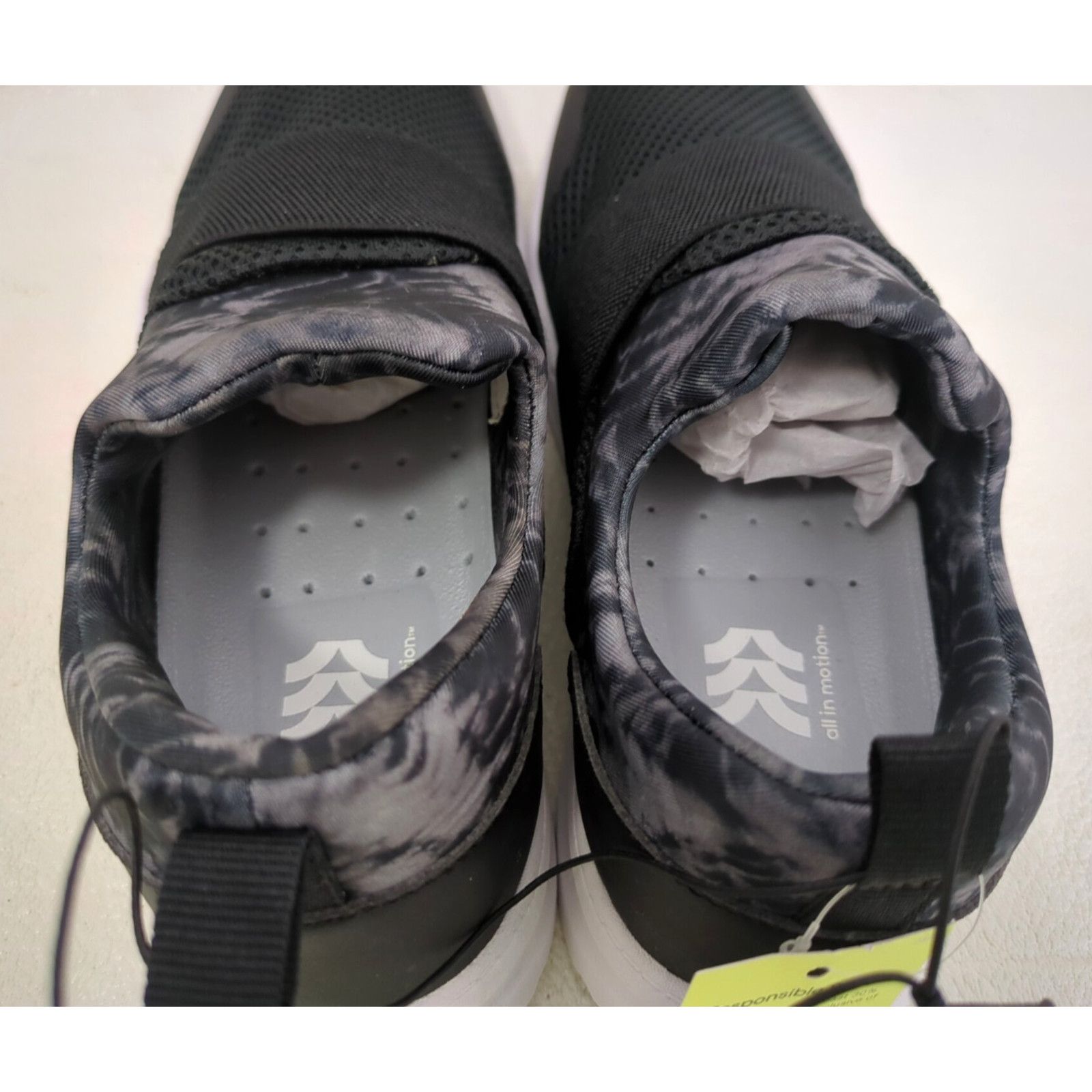 Target Basics Women's Slip On Water Shoe Black / Gray 8 Closed Toe Size US 8 / IT 38 - 5 Thumbnail