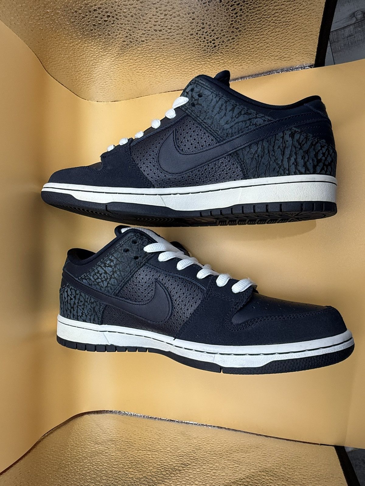 Nike Nike SB Dunk Low Murasaki Sports Ride Life Size 9.5 Size US 9.5 / EU 42-43 - 6 Thumbnail