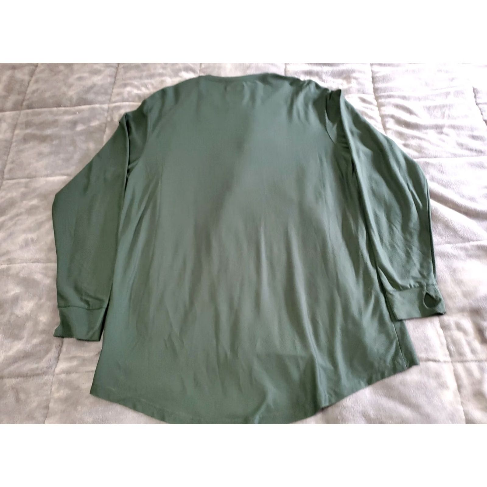 CO Duluth Trading Co Mens Pullover Longtail Green Knit Long Sleeve Shirt XL Green Knit Longtail Tee Mens Shirts Size US XL / EU 56 / 4 - 3 Thumbnail