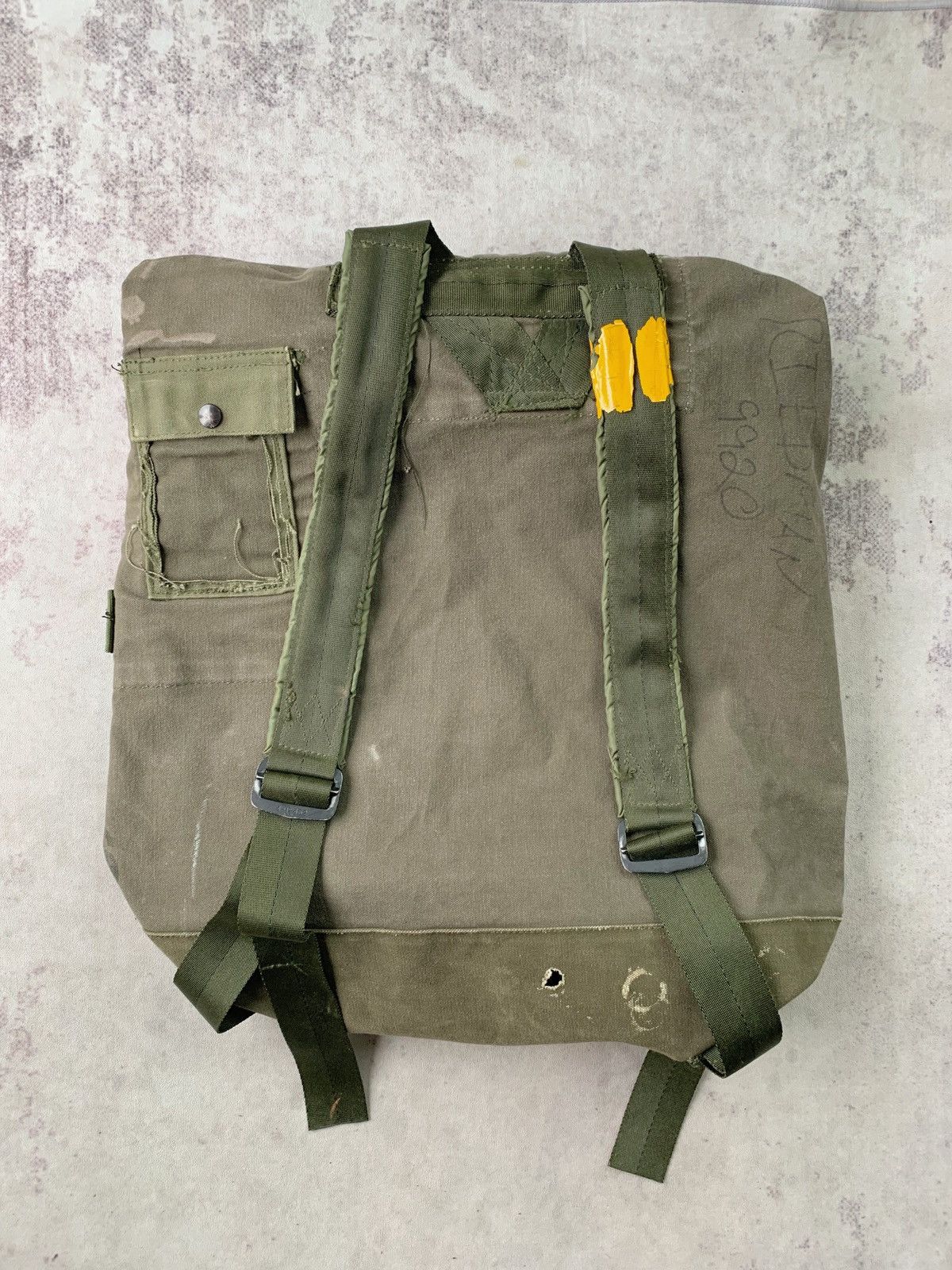 Vintage 1960s Sun Faded Distressed US Army Canvas Backpack Duffle Size ONE SIZE - 2 Thumbnail