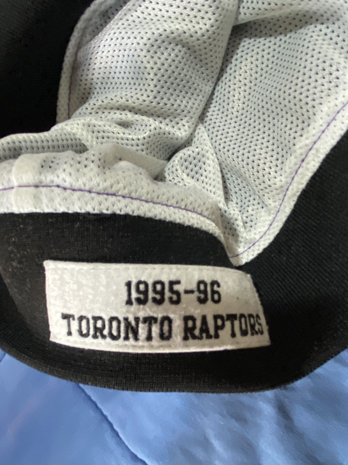 Mitchell & Ness Mitchell & Ness Raptor jacket size XL, black purple, used Size US XL / EU 56 / 4 - 11 Thumbnail