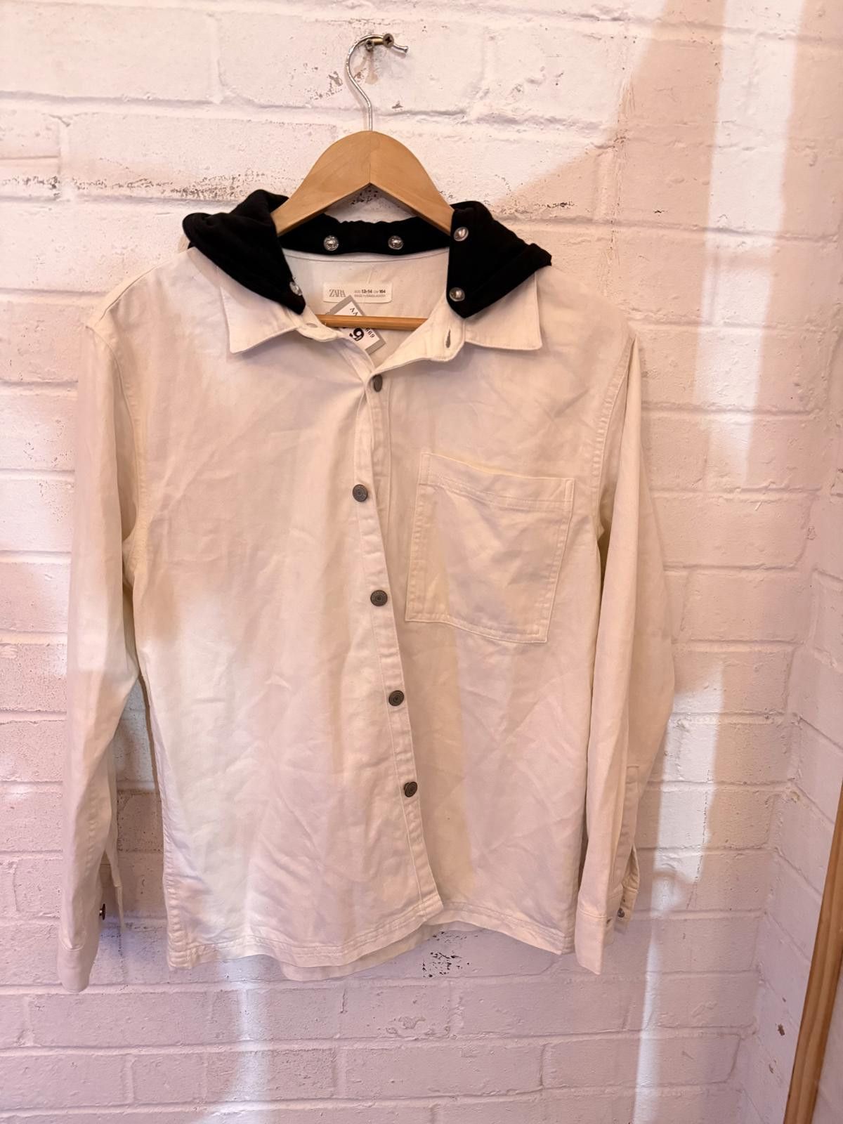 Unknown London Casual White Long Sleeve Shirt with Black Hood Size US XXS / EU 40 - 1 Thumbnail