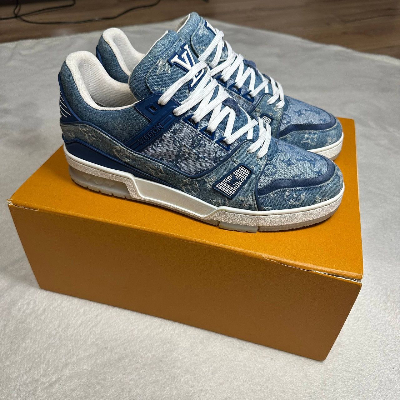 Louis Vuitton Louis Vuitton trainer low ‘monogram denim’ Size US 8 / EU 41 - 2 Thumbnail