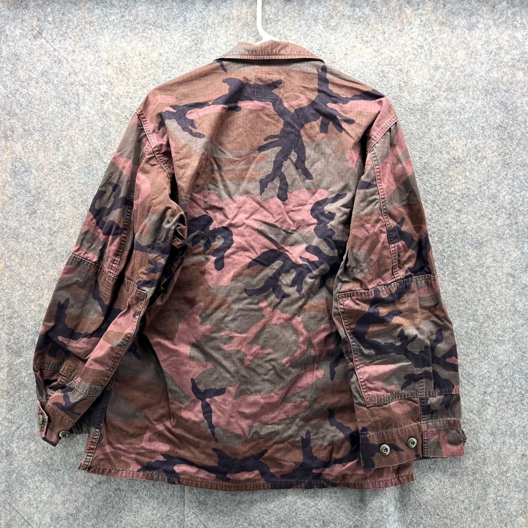 Vintage VINTAGE U.S. Military Jacket Men Medium Adult Camouflage Canvas Cotton Long Coat Brown Green Red Fall Winter Spring Regular Mens Size US M / EU 48-50 / 2 - 3 Thumbnail