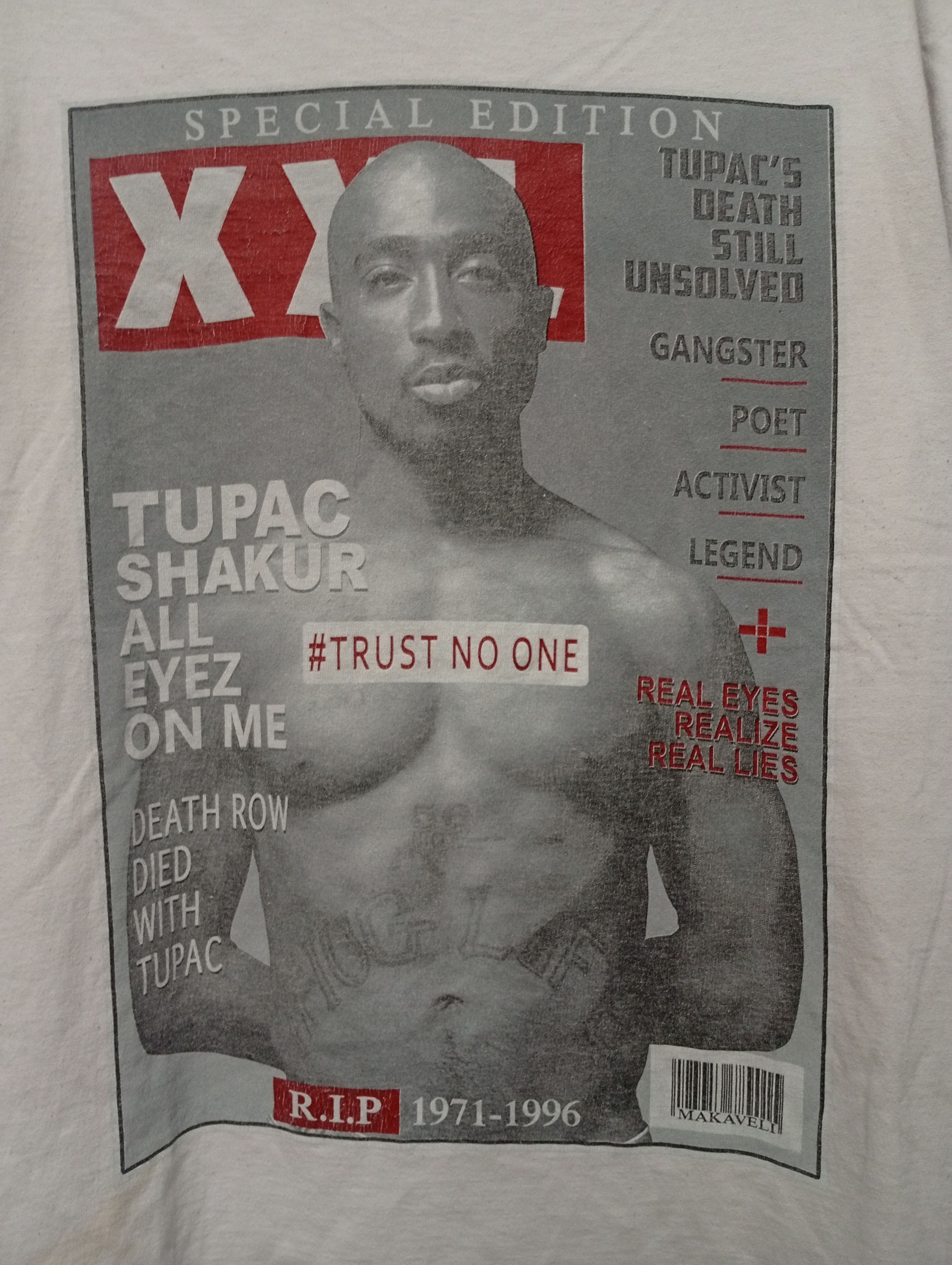 Other VINTAGE TUPAC MAGAZINES SPECIAL EDITION Size US XL / EU 56 / 4 - 2 Thumbnail
