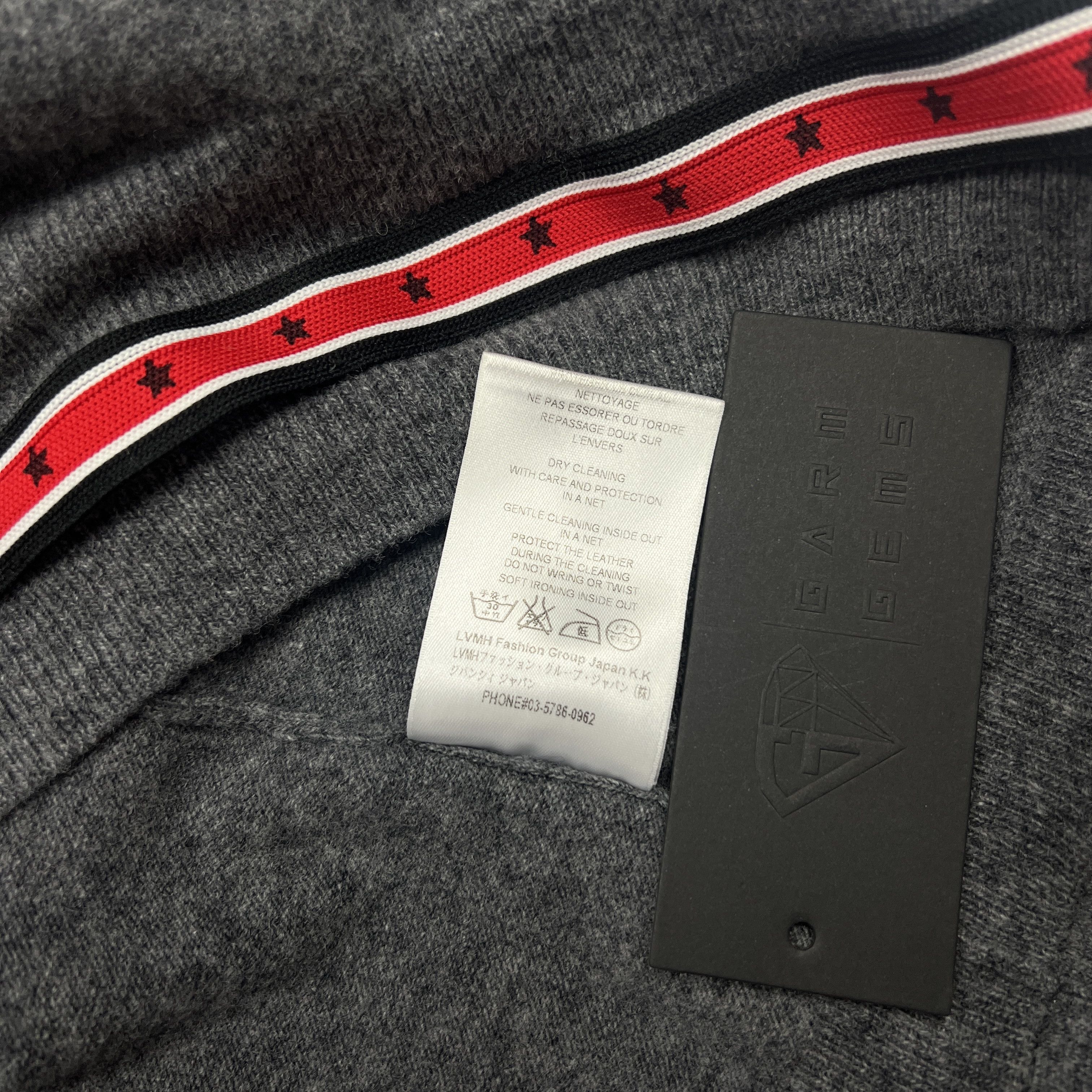 Givenchy Givenchy Leather Patch Star Tape Knit Wool Jumper Size US XL / EU 56 / 4 - 8 Thumbnail