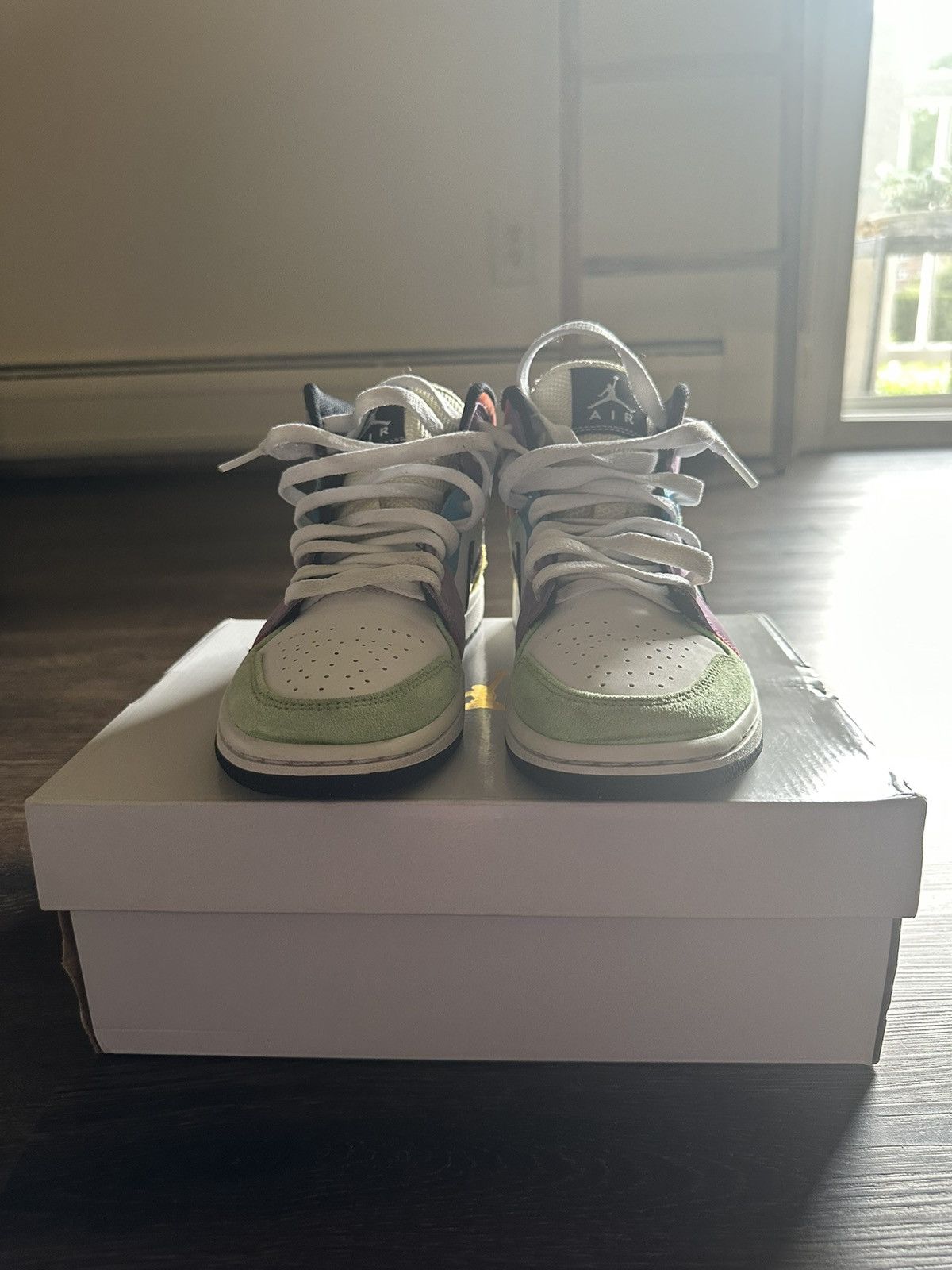 Nike Lightbulb mid Jordan 1s Size US 6.5 / IT 36.5 - 2 Thumbnail