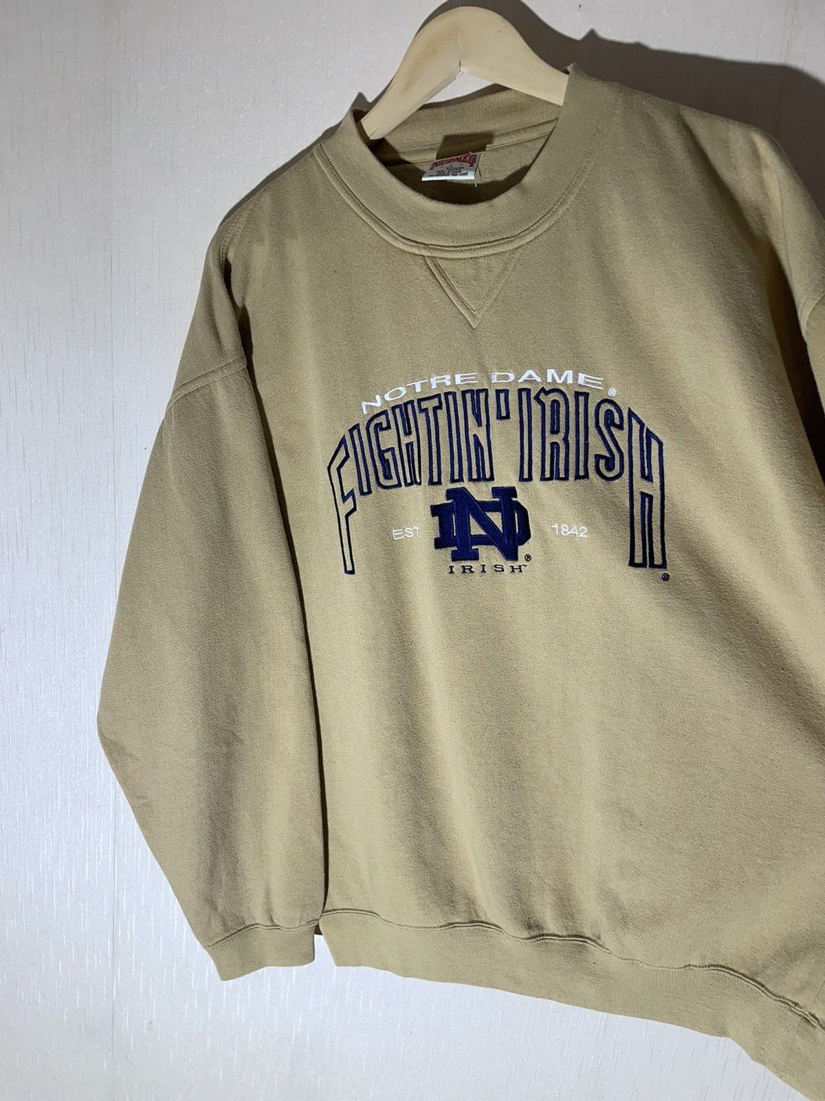 Nutmeg × Vintage Nutmeg Notre Dame Fighting Irish vintage sweatshirt Size US XL / EU 56 / 4 - 8 Thumbnail