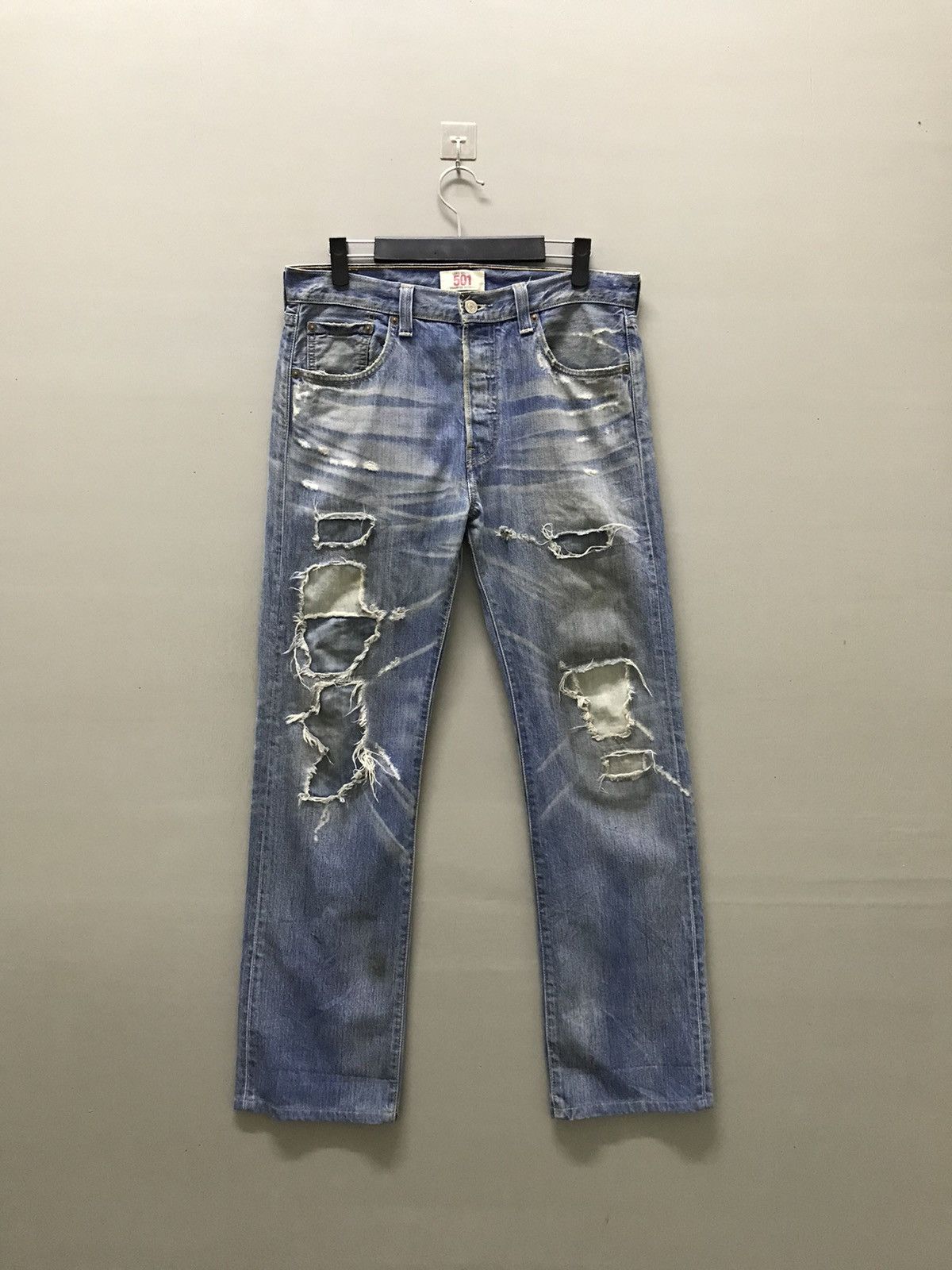 Levi's × Levi's Vintage Clothing × Vintage Vintage Levis 501 Distressed Patched Denim Pants Size US 32 / EU 48 - 1 Thumbnail
