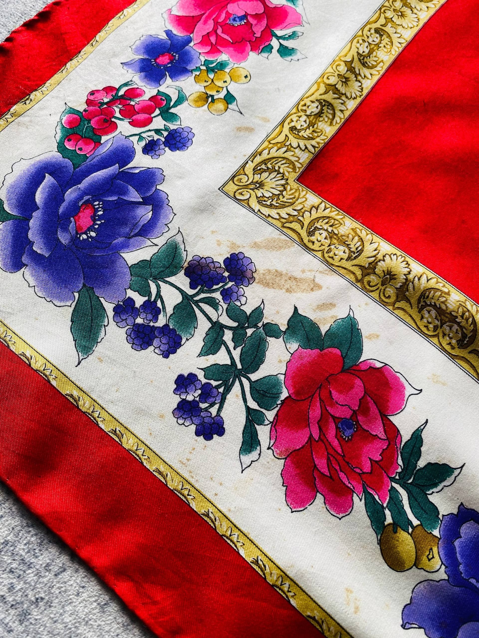 Gucci Vintage Gucci Floral Silk Scarf Size ONE SIZE - 5 Thumbnail