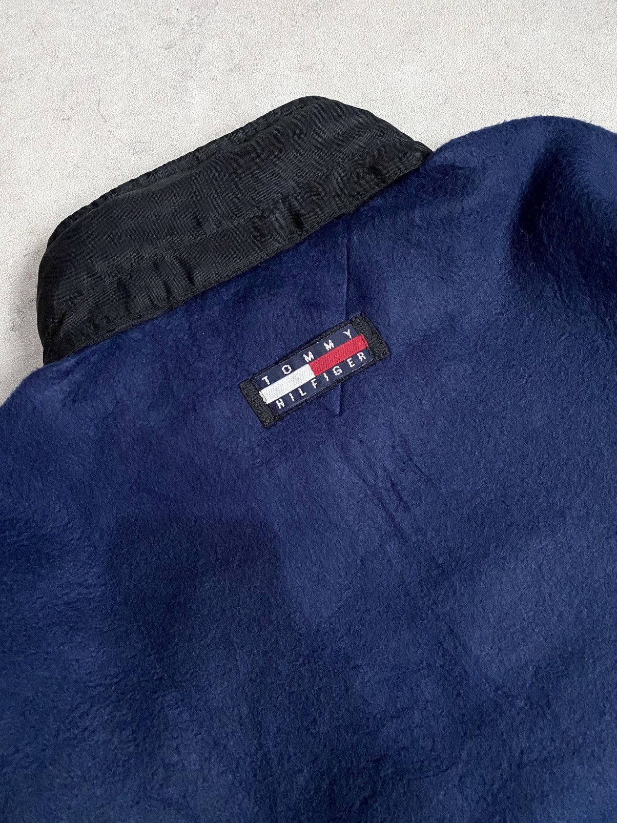 Tommy Hilfiger Vintage 90s Tommy Hilfiger Fleece Anorak Hoodie Jacket Size US M / EU 48-50 / 2 - 13 Thumbnail