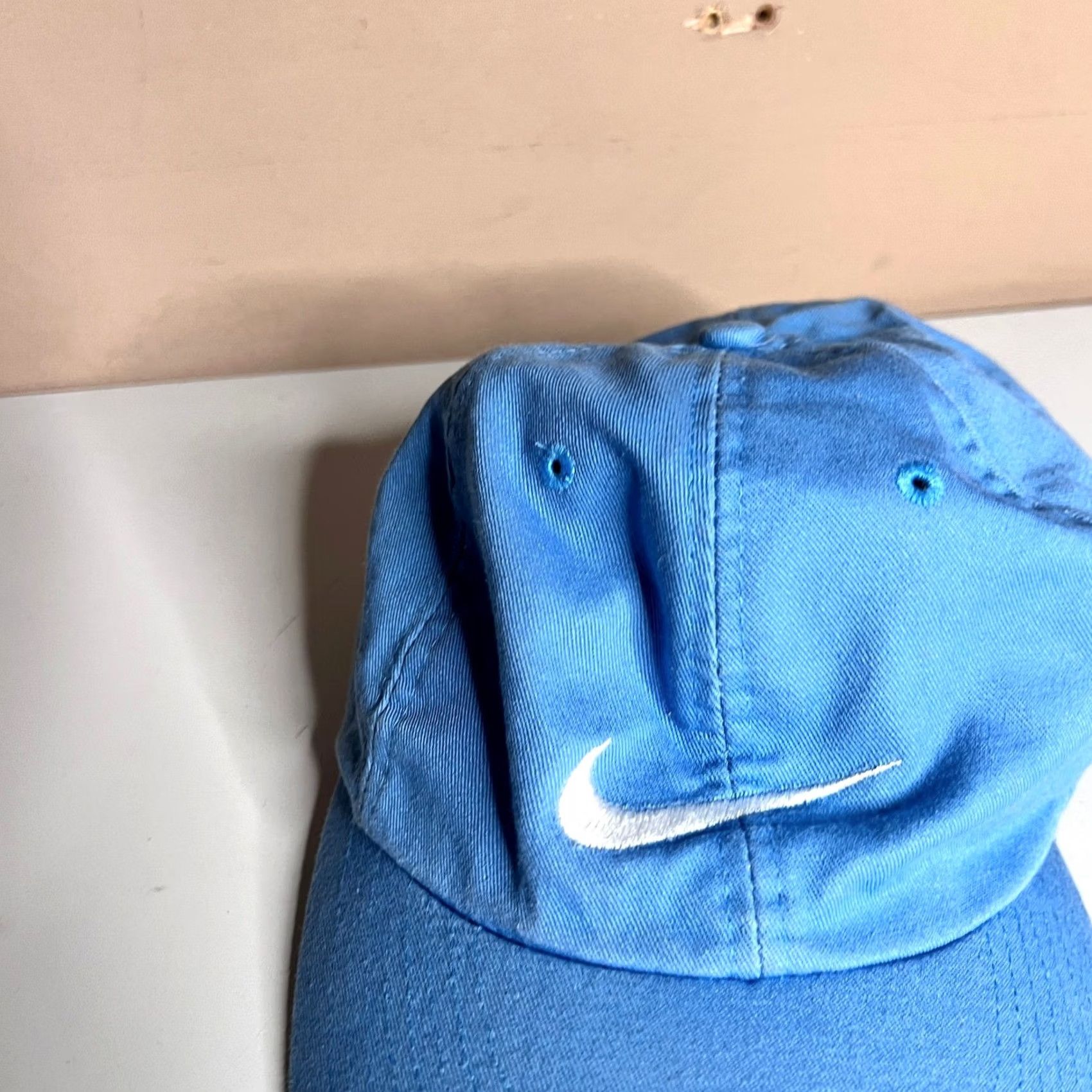 Nike VINTAGE Nike Cap One Size Light Blue Cotton Swoosh Logo Dad Hat Strapback Unisex Adults Size ONE SIZE - 5 Thumbnail