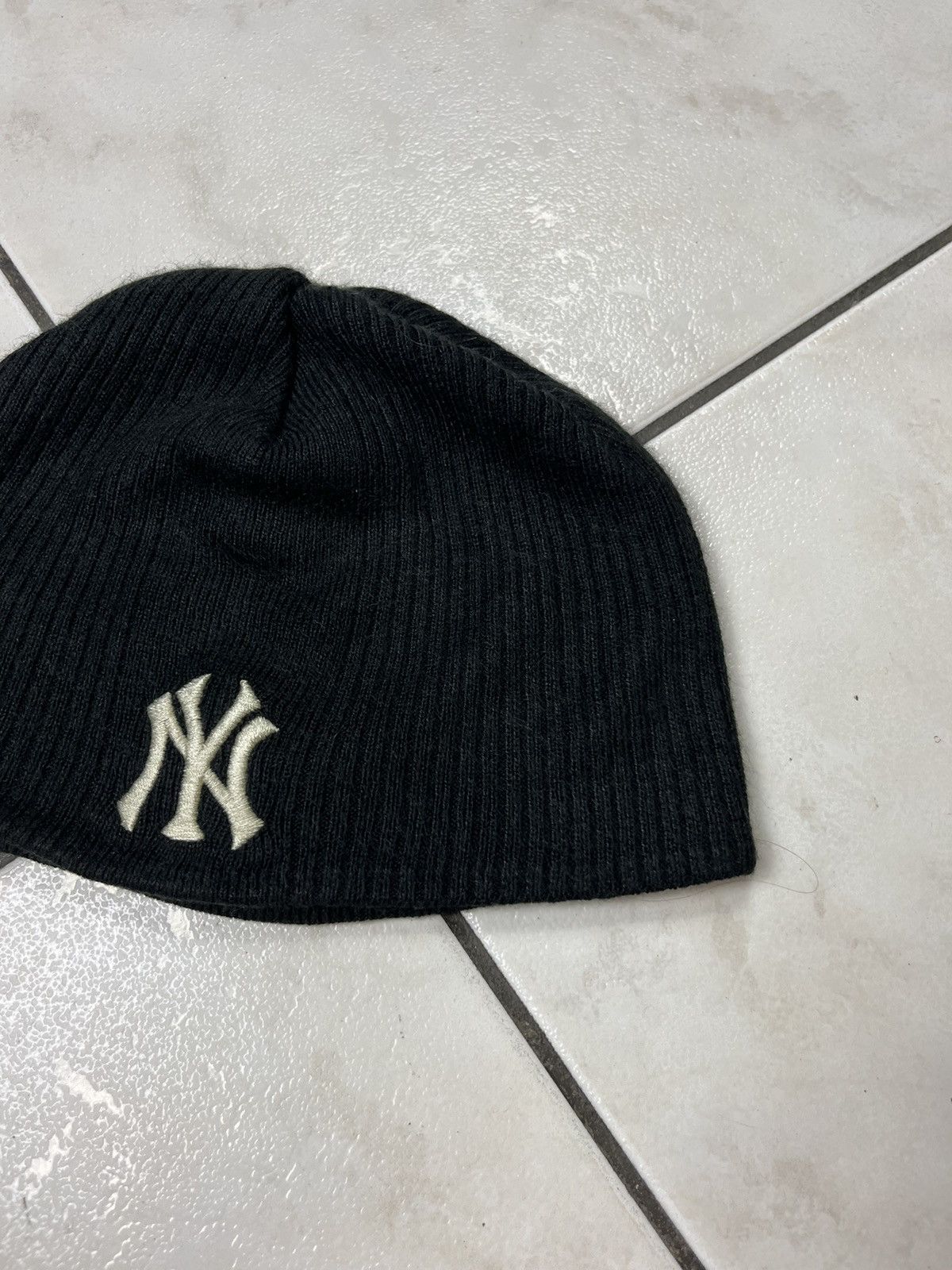 Adidas × New York Yankees × Vintage Vintage Adidas New York Yankees nyc beanie hat knit y2k logo Size ONE SIZE - 5 Thumbnail