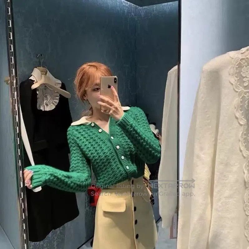Miu Miu Miu Miu Green Wool Sweater with Cream Collar . Size S / US 4 / IT 40 - 3 Thumbnail