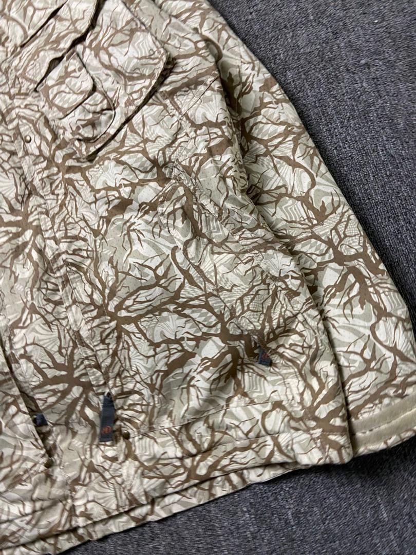 Japanese Brand BD Workcrew Snowboards Jacket with Utility Pocket (197) Size US L / EU 52-54 / 3 - 13 Thumbnail
