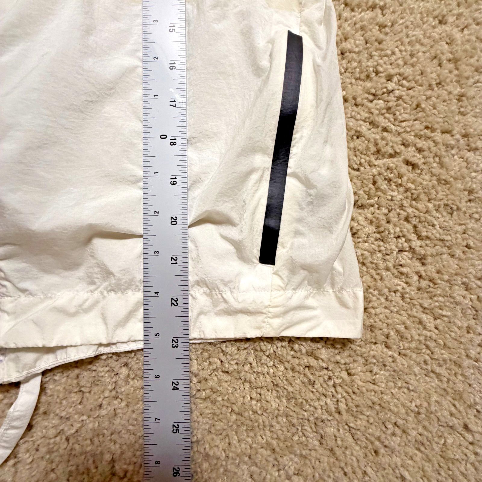 Nike Nike Windbreaker Jacket White Zip Lightweight Womens XS Size XS / US 0-2 / IT 36-38 - 7 Thumbnail