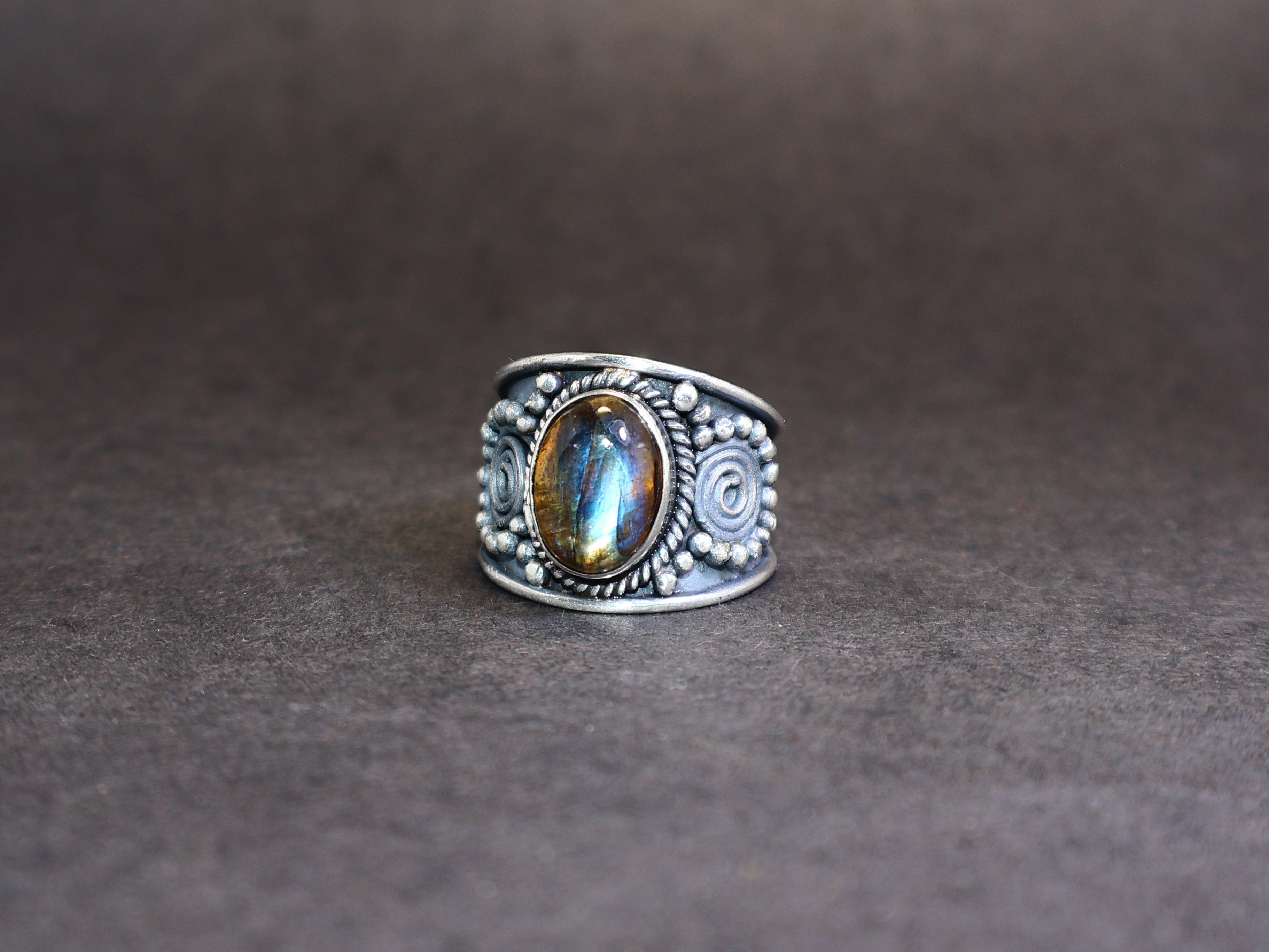 Handmade Labradorite Ring, Designer Band Sterling Silver Handmade, Size ONE SIZE - 1 Thumbnail