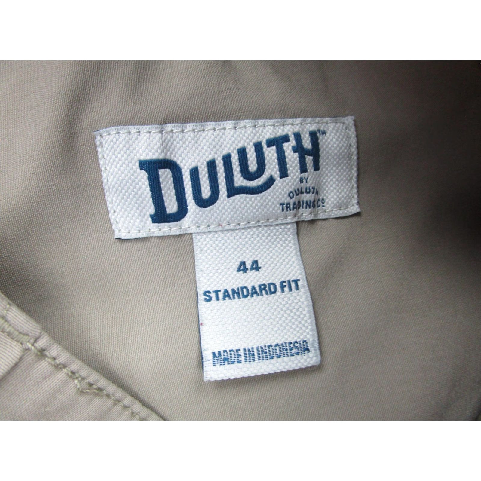 Duluth Trading Company Duluth Trading Shorts Mens 44 Standard Fit Outdoor Hiking Lightweight Pockets Beige Khaki Cargo Regular Inseam 10 in Front Flat Front Pockets Size US 44 / EU 60 - 7 Thumbnail
