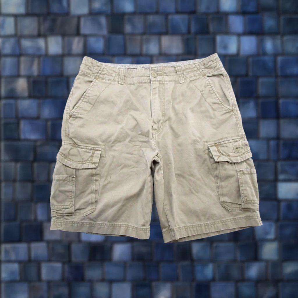 Vintage UNIONBAY Cargo Shorts Mens Beige Y2K Casual Mid Rise Size 36 Skater Grunge Size US 36 / EU 52 - 1 Thumbnail