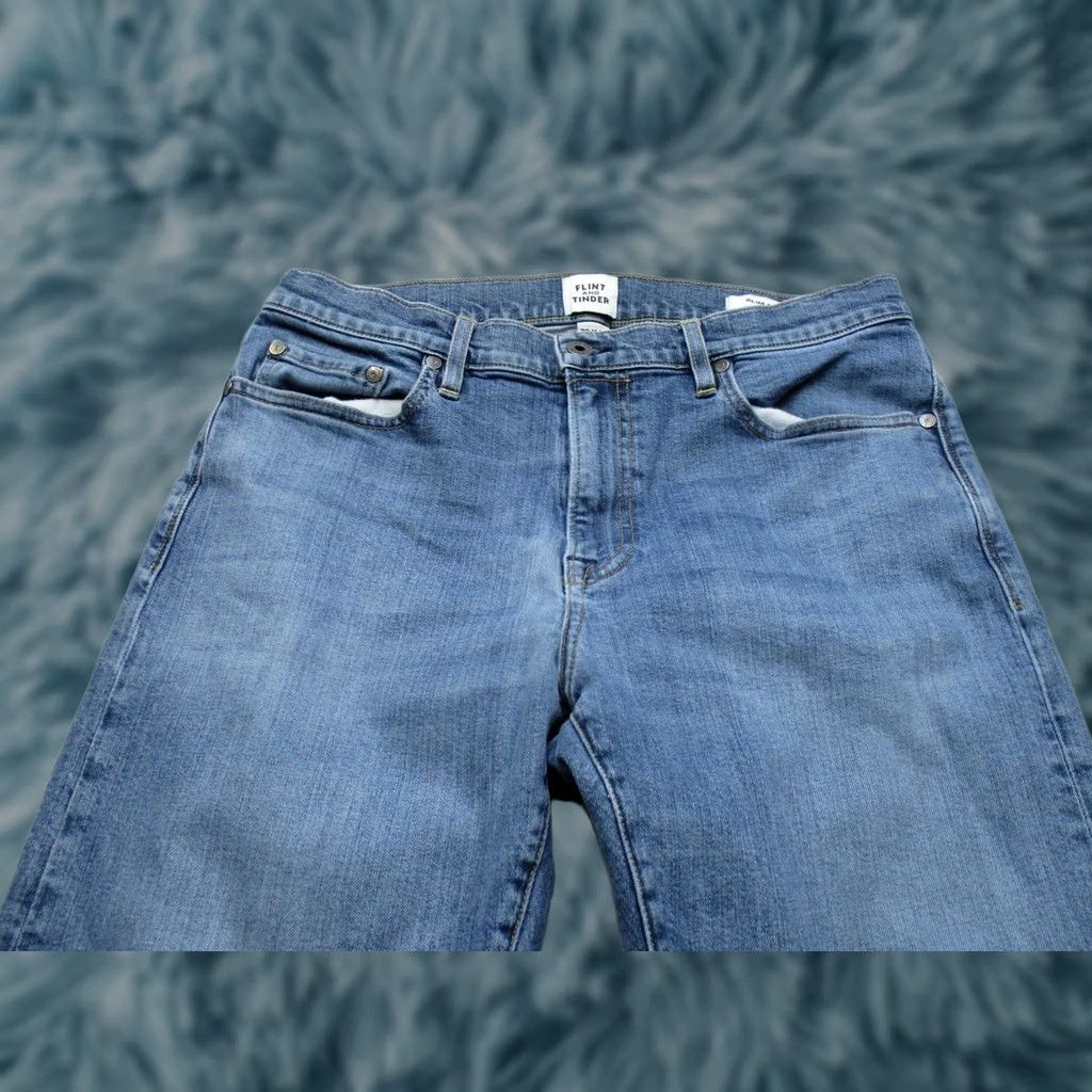Flint And Tinder Flint and Tinder Jeans Mens 33x32 Blue Medium Wash Slim Straight Stretch Denim Shirt? Size US 33 - 1 Thumbnail
