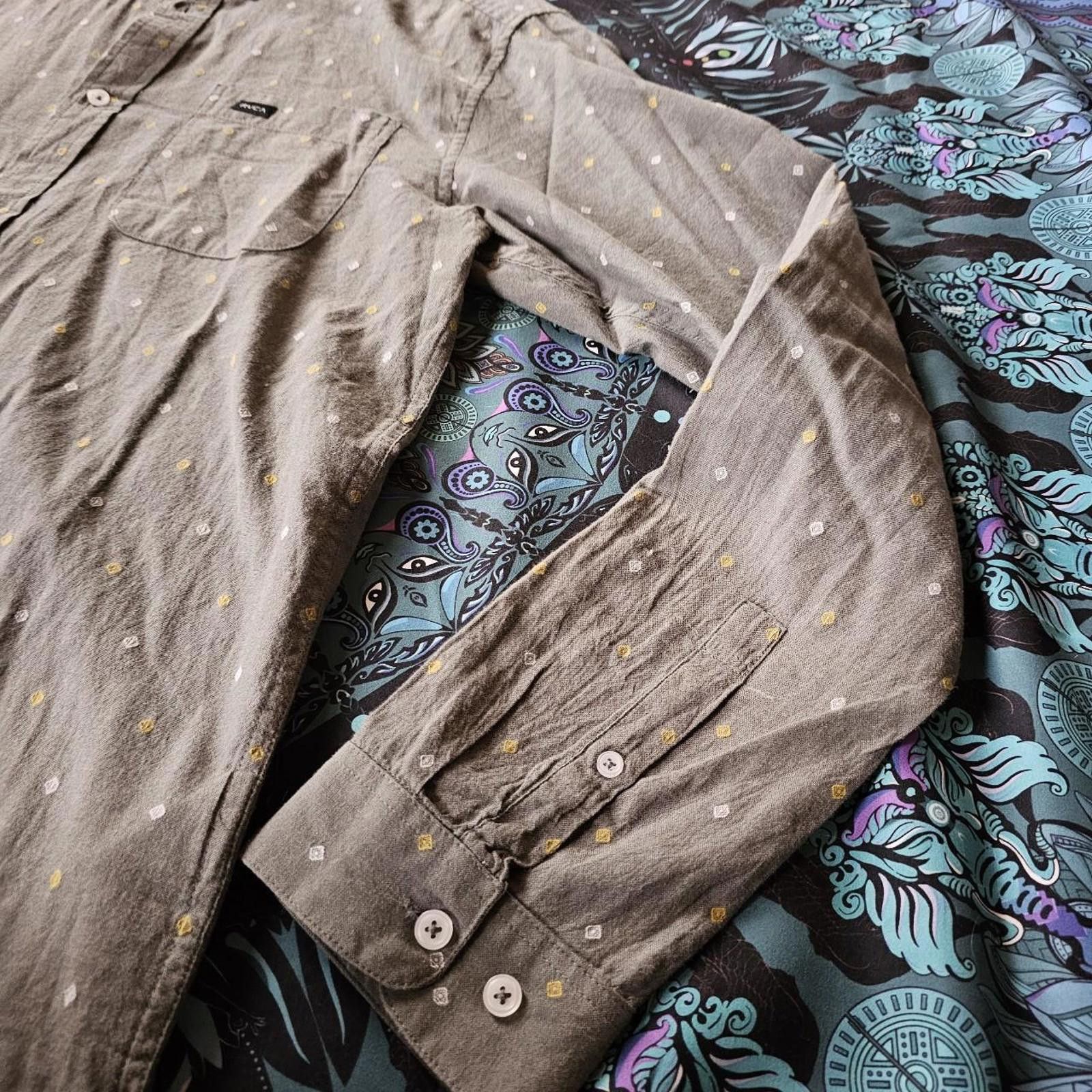 RVCA RVCA Men's Grey Slim Fit Button Down Shirt Size US L / EU 52-54 / 3 - 4 Thumbnail