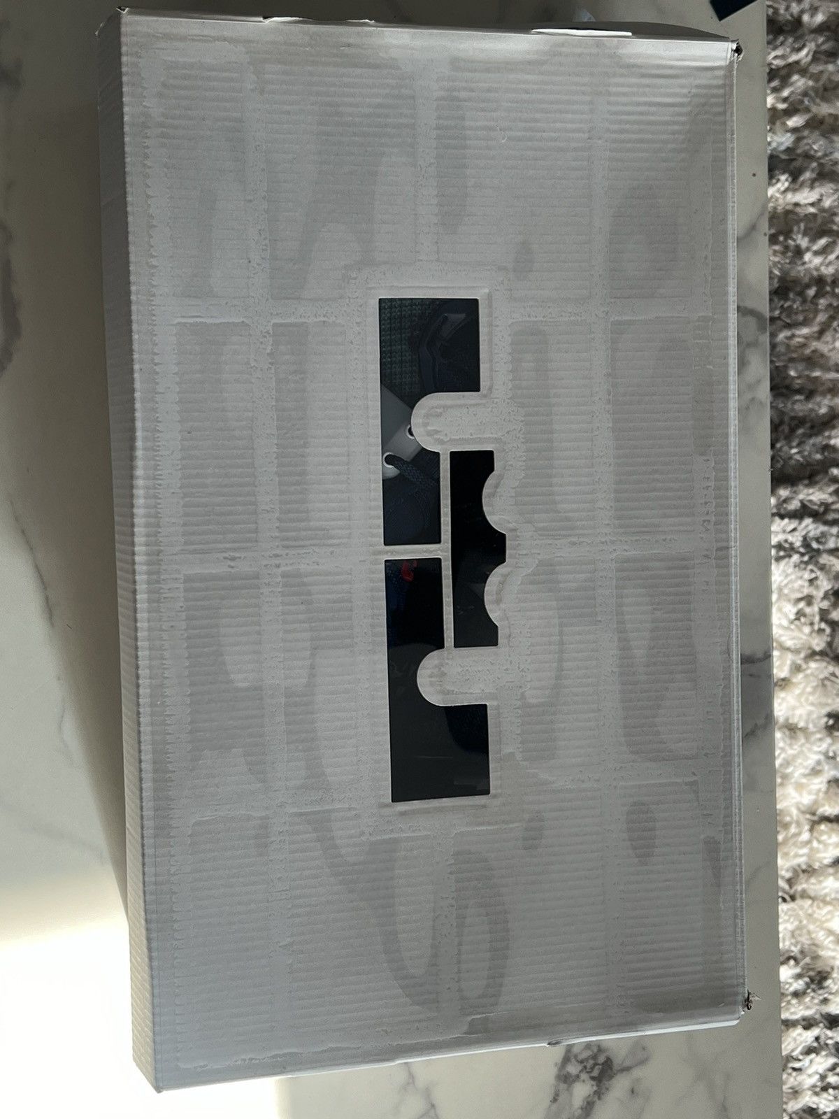 Nike Lebron 19: UCONN Huskies Away PE Size US 10.5 / EU 43-44 - 11 Thumbnail