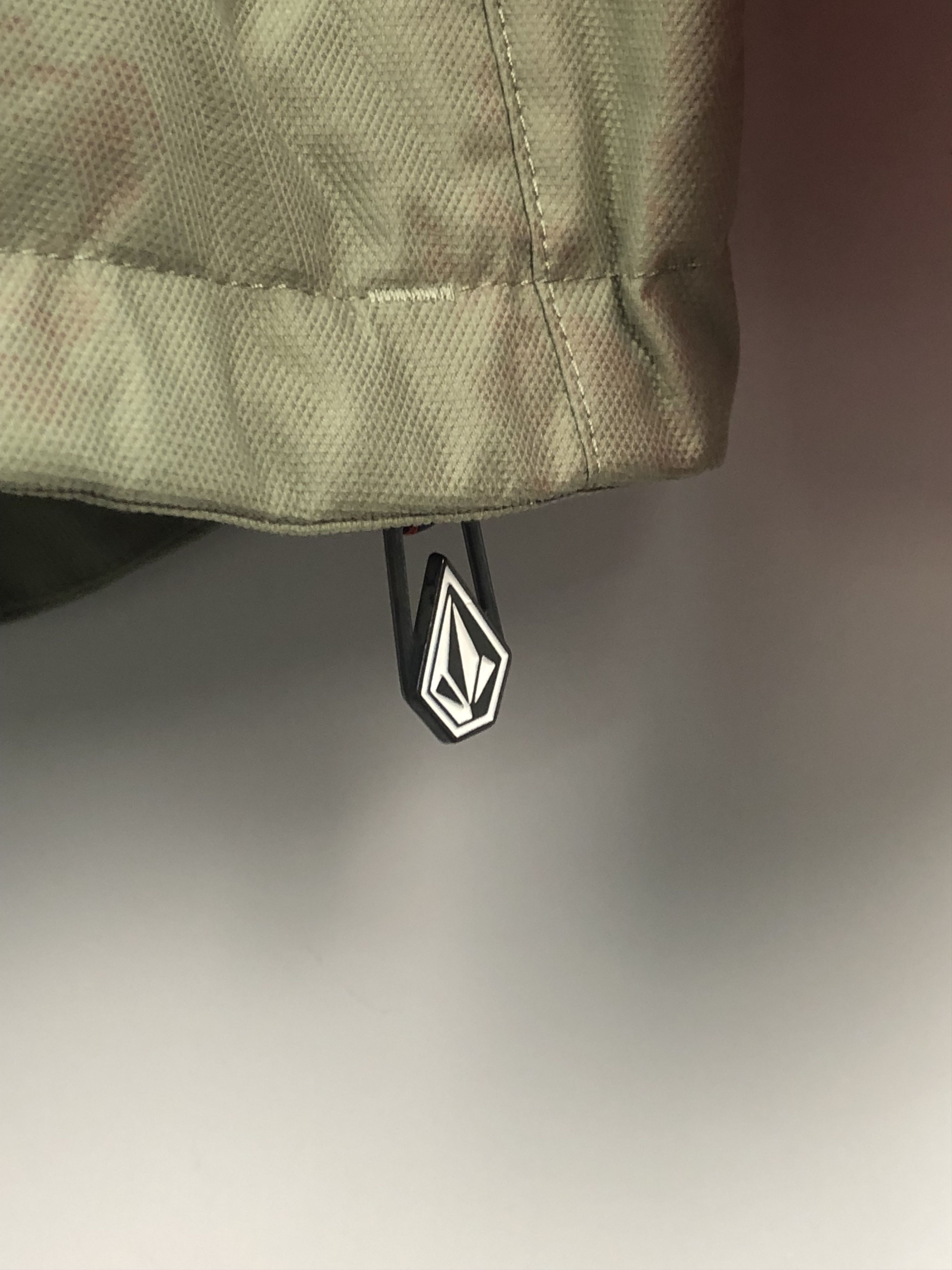 Volcom Vintage Volcom Windbreaker Zipper Jacket J0259 Size US L / EU 52-54 / 3 - 11 Thumbnail