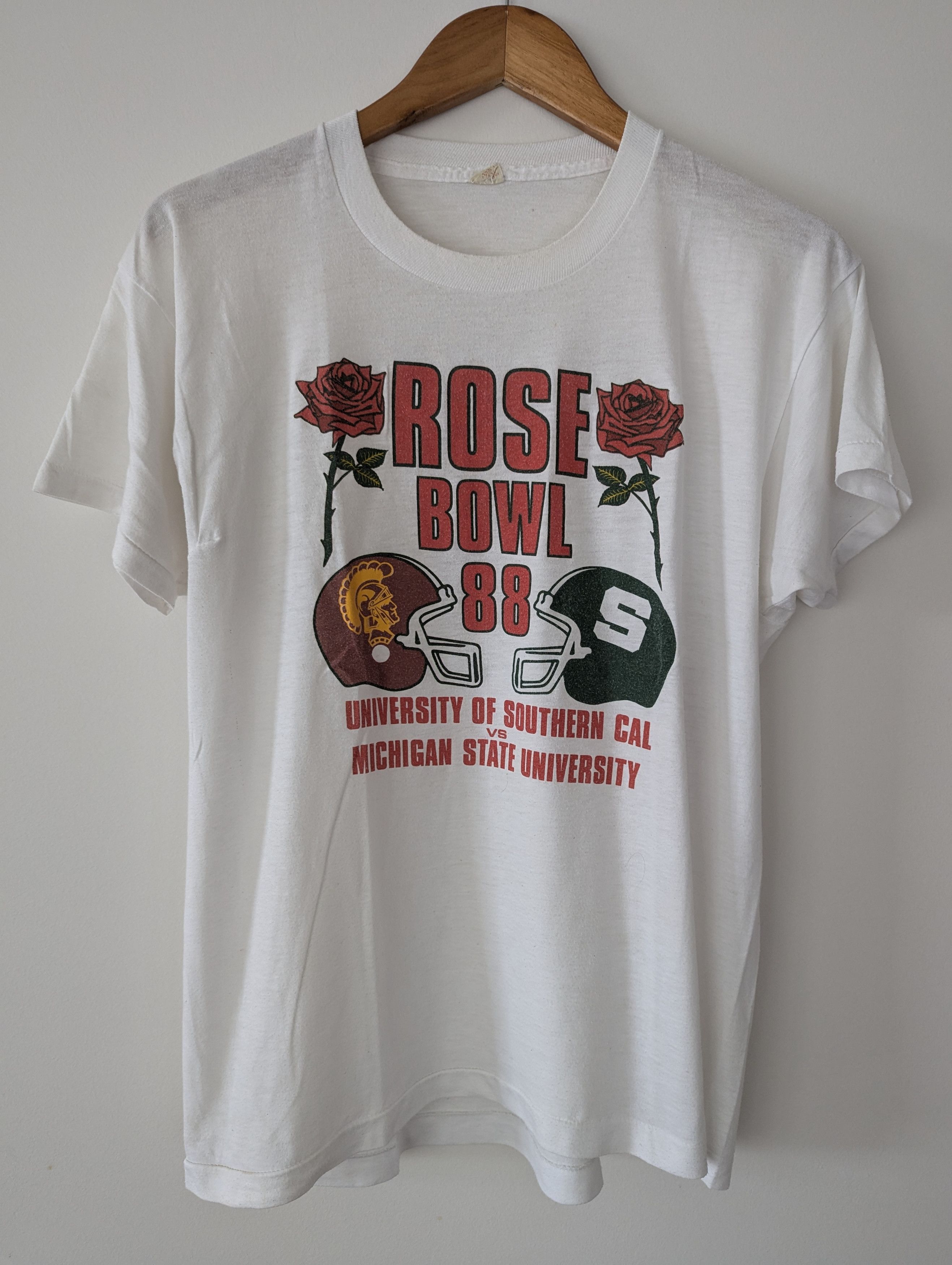 Vintage NFL ROSE BOWL 1988 T-SHIRT - MICHIGAN NFL FOOTBALL VINTAGE Size US XL / EU 56 / 4 - 1 Thumbnail