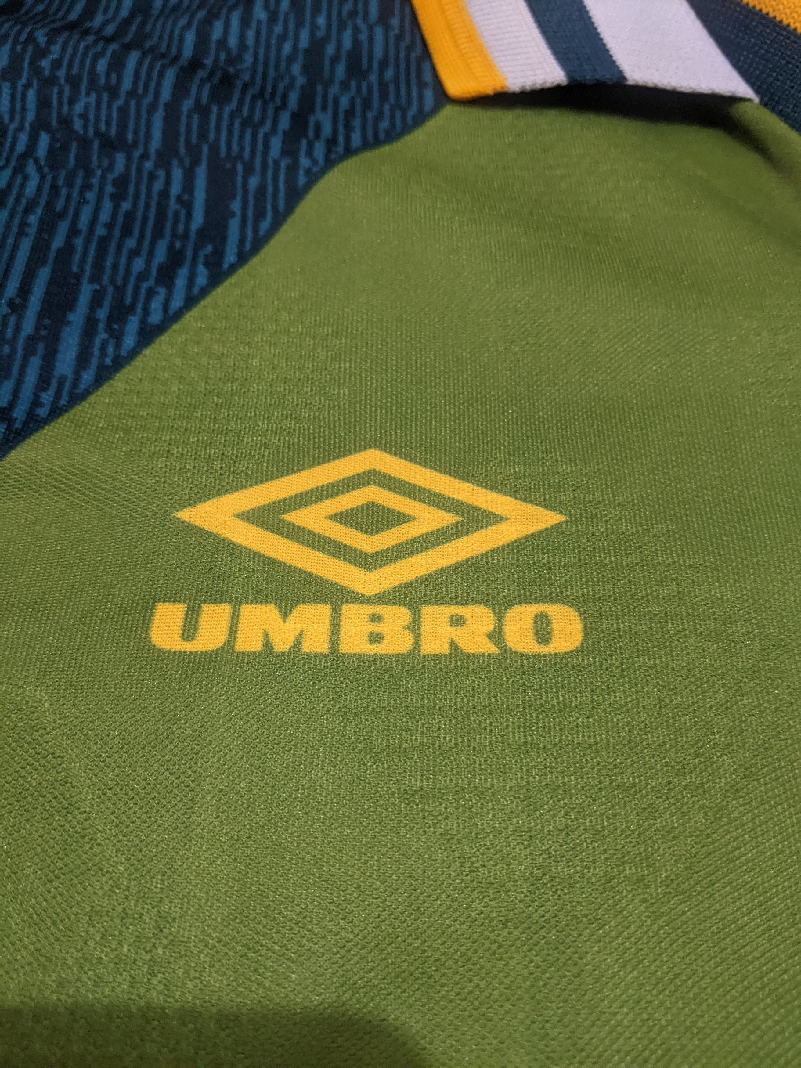 Umbro inter Milan away 1995-96 Roberto carlos football shirt Size US L / EU 52-54 / 3 - 8 Thumbnail